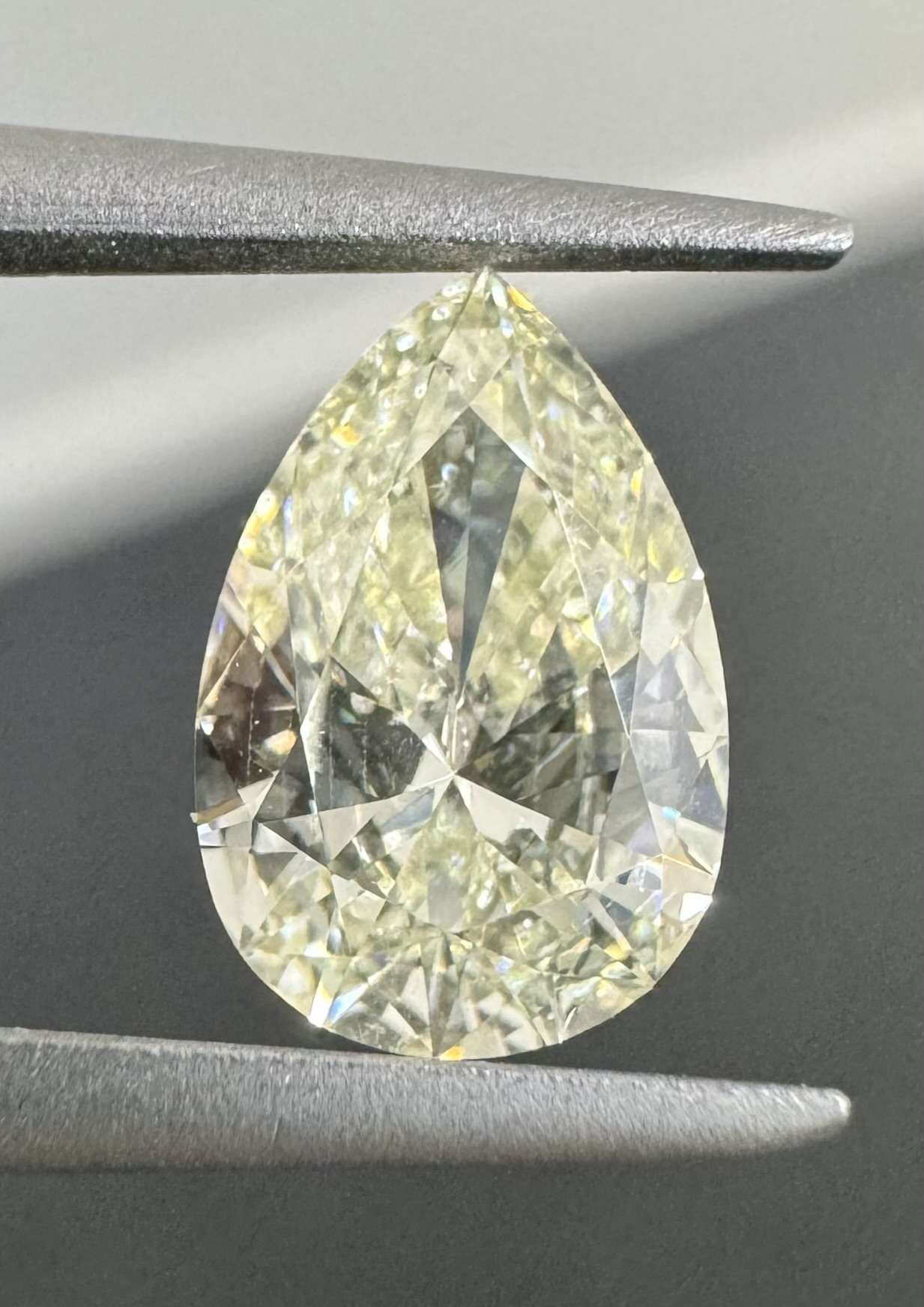 1.01ct Pear SINGLE image 3 of 4