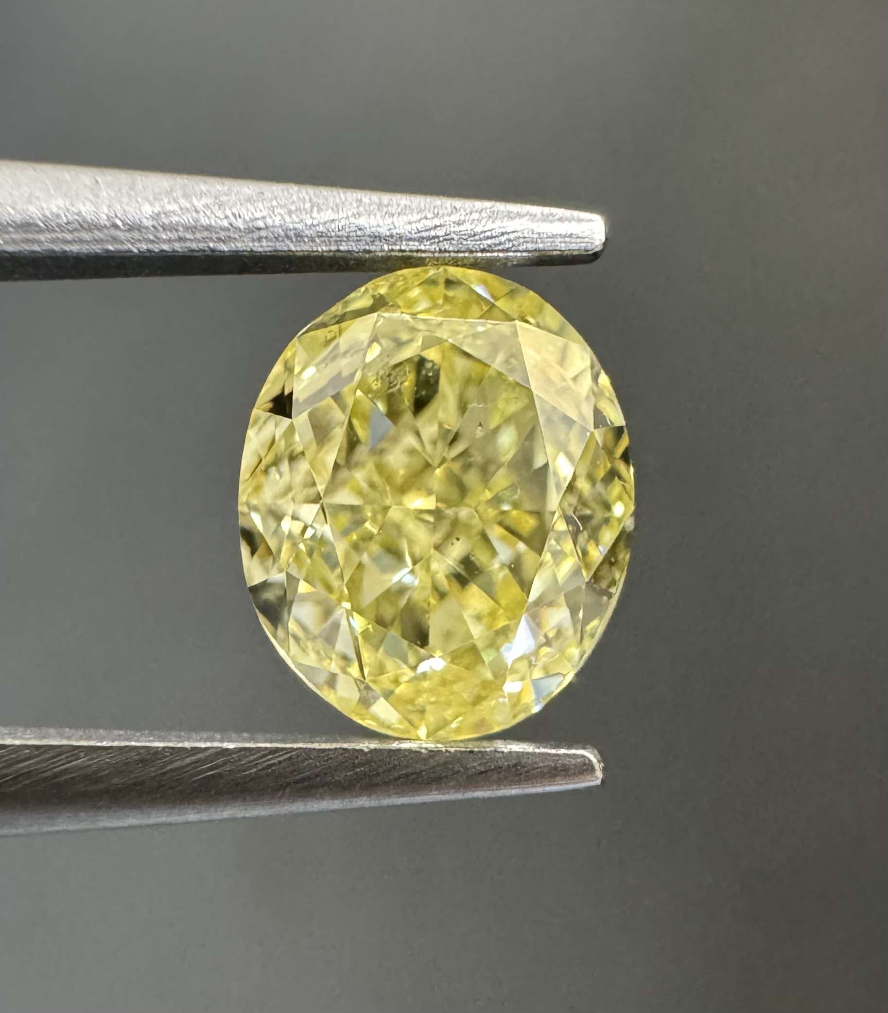 0.90ct Oval SINGLE image 3 of 4