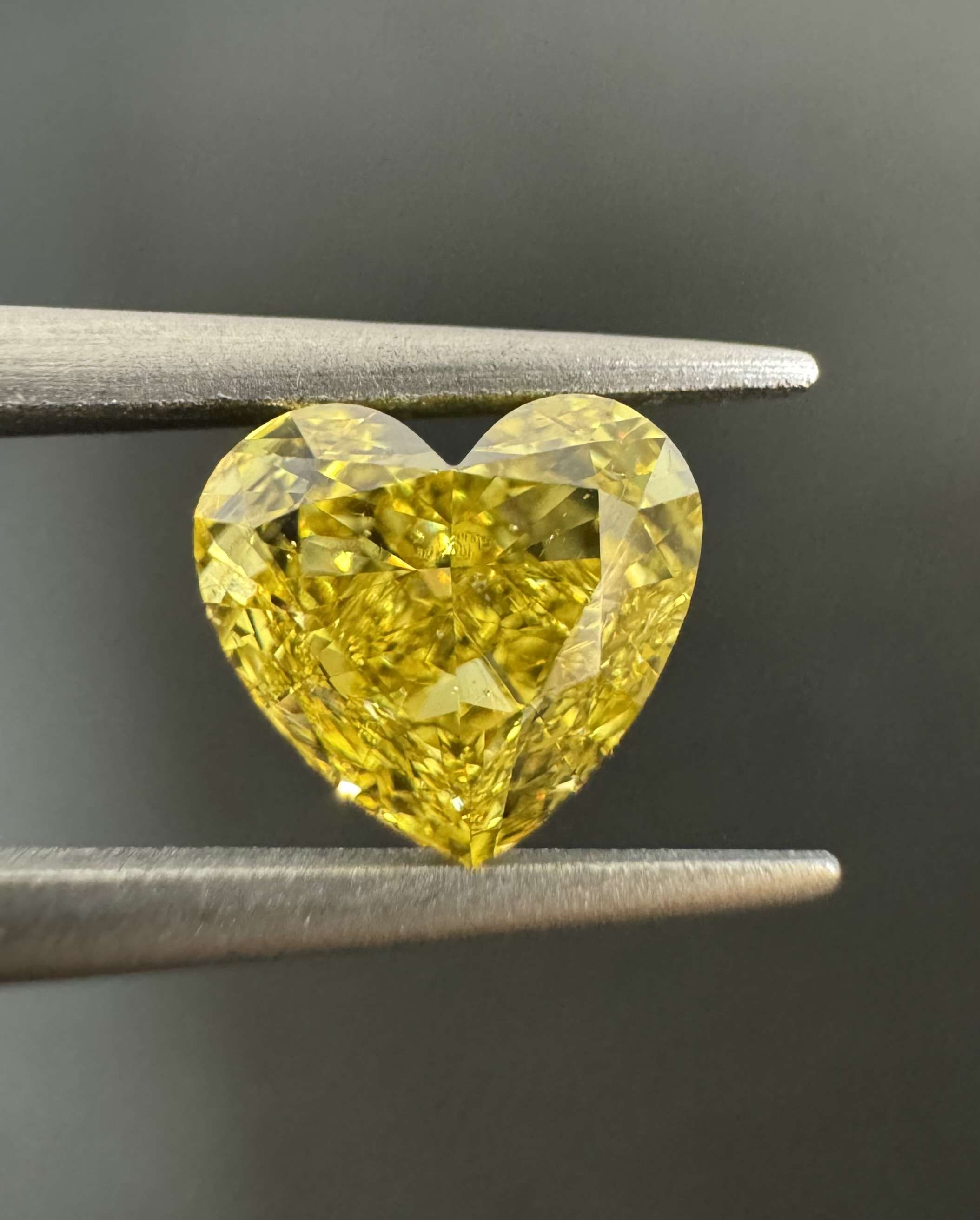1.06ct Heart SINGLE image 2 of 3