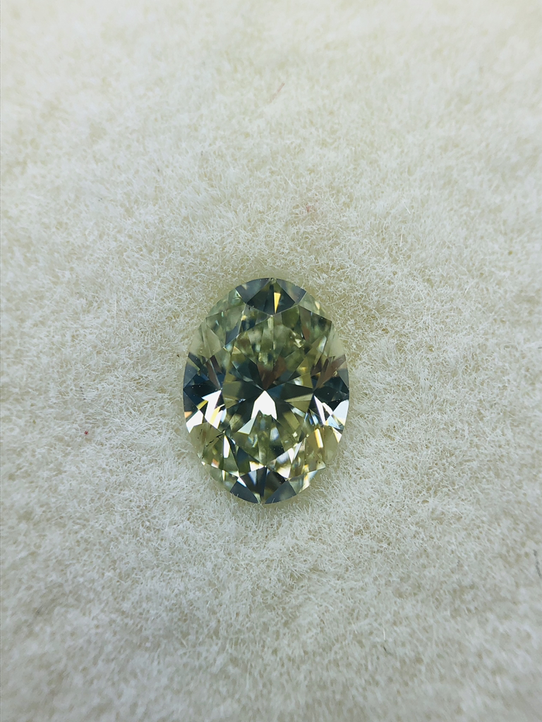 0.71ct Oval SINGLE image 2 of 3