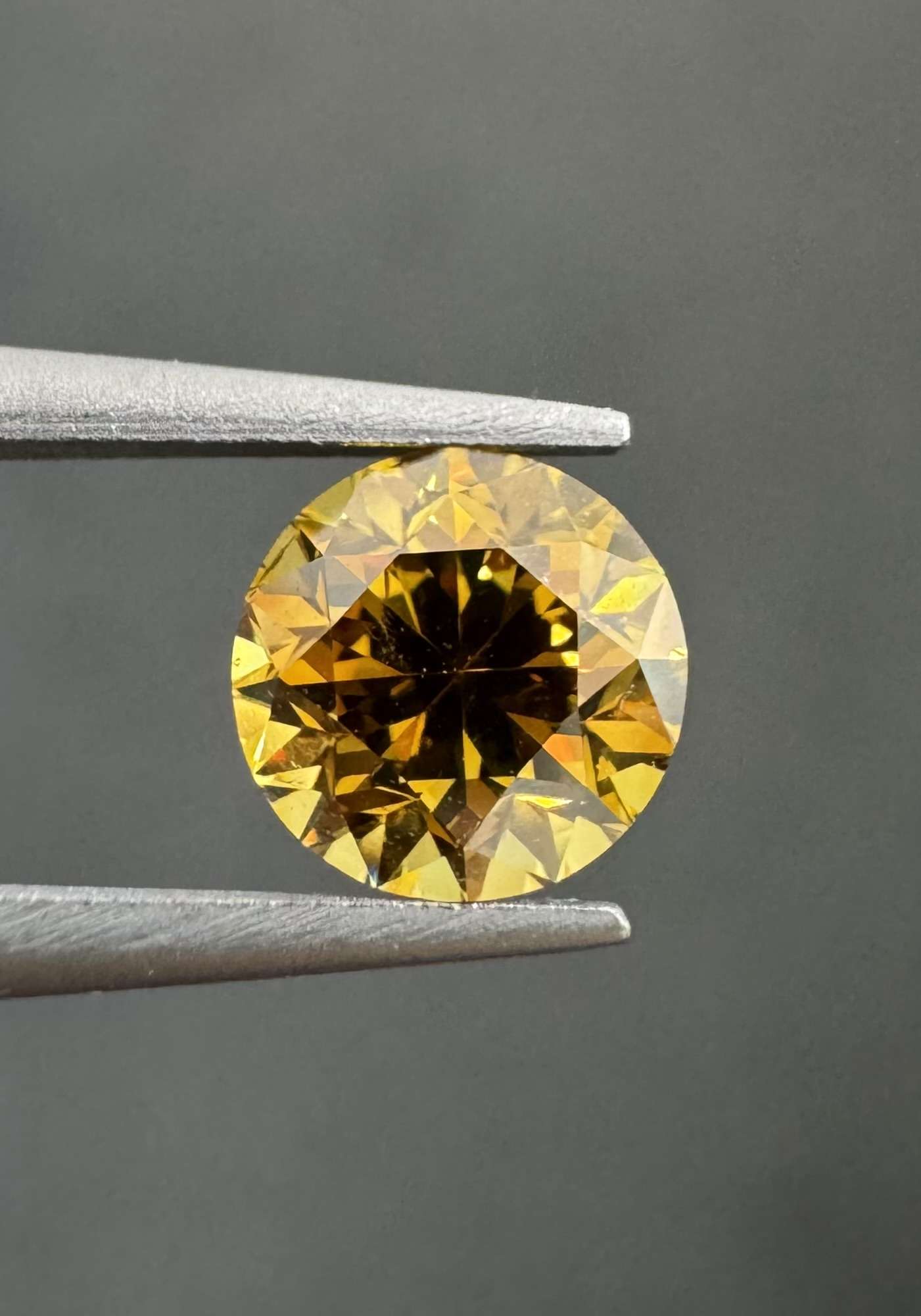 1.00ct Round SINGLE image 2 of 3