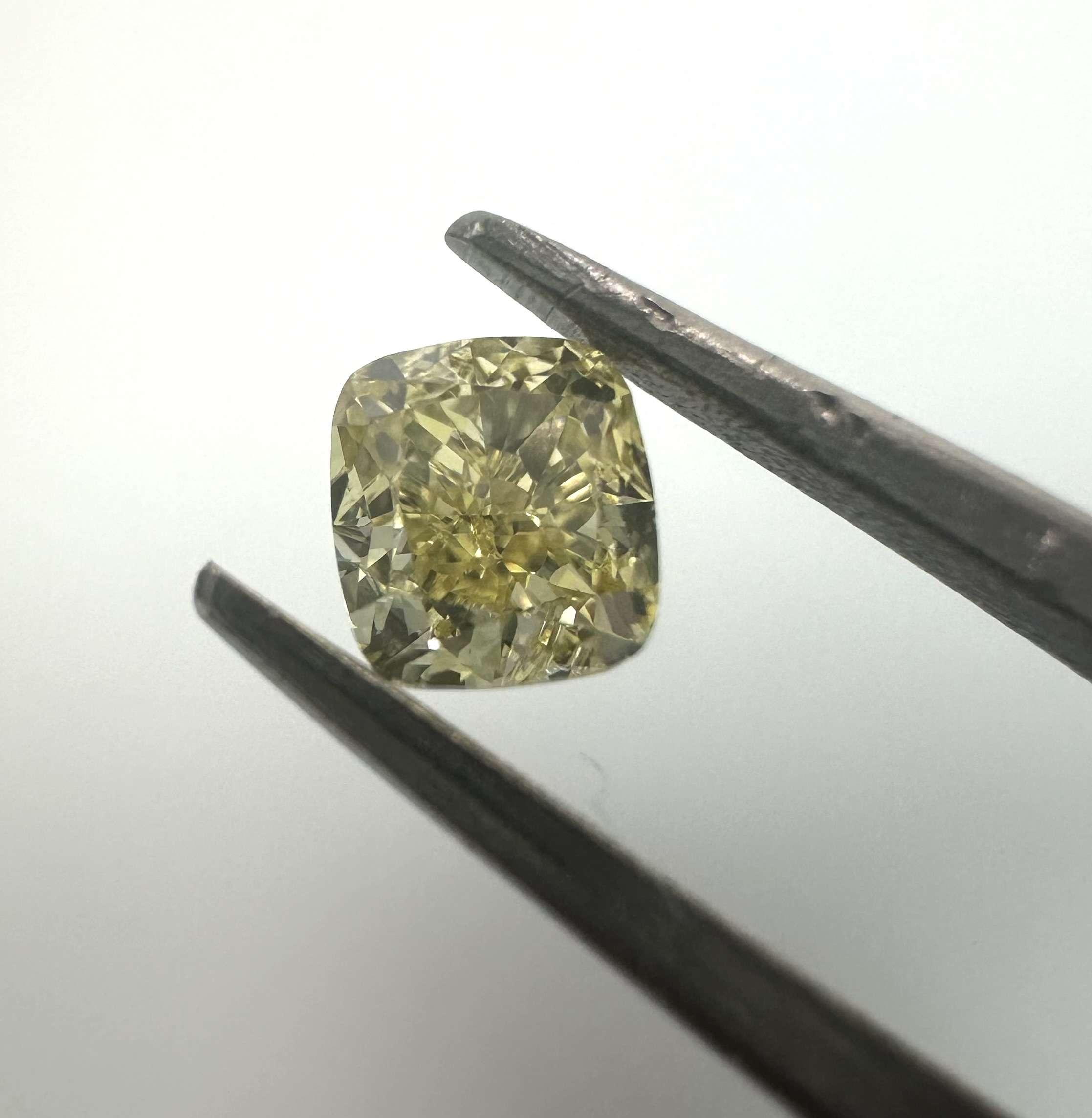 0.39ct Cushion SINGLE image 3 of 4