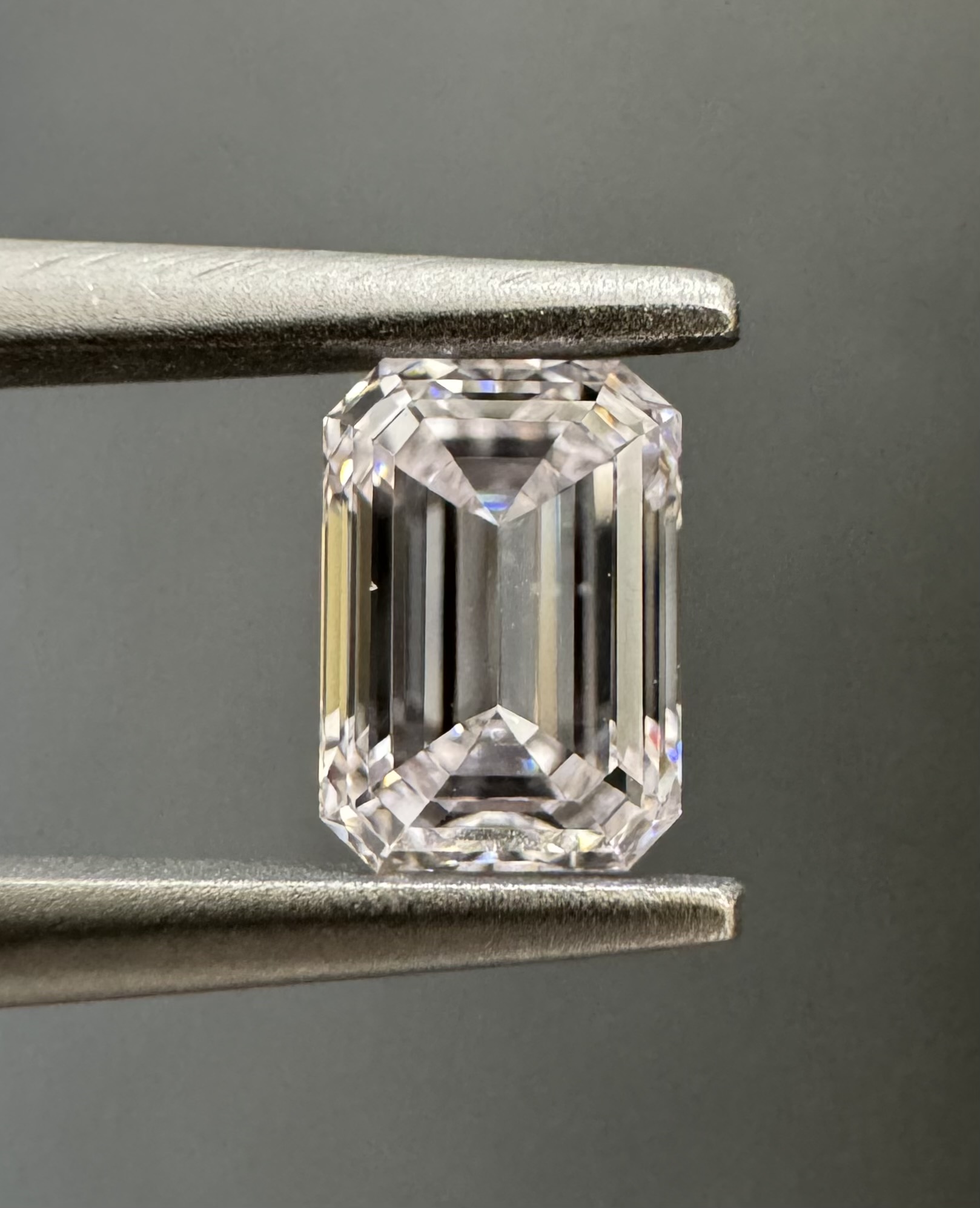 0.41ct Emerald Cut SINGLE image 2 of 2