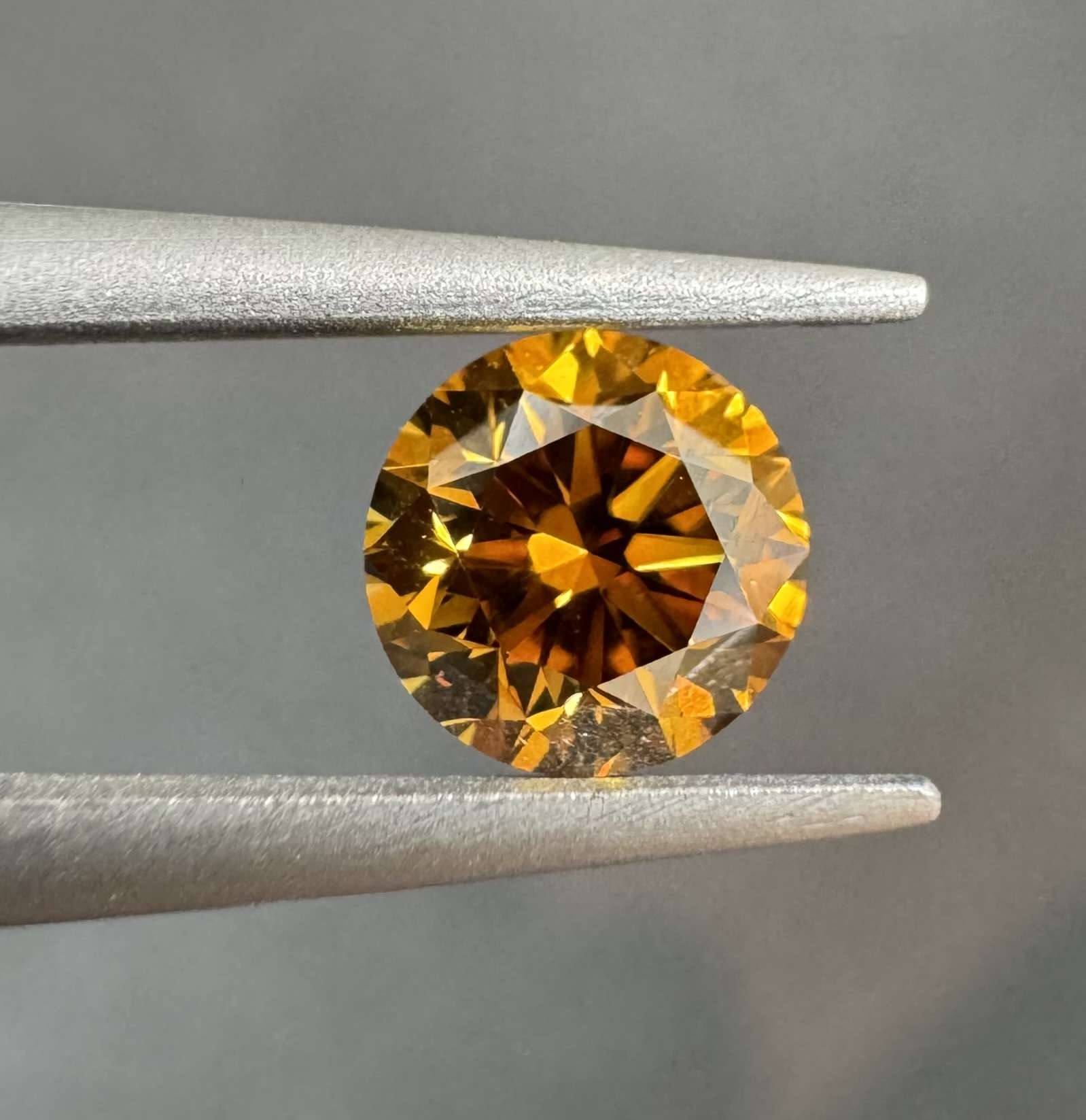 0.60ct Round SINGLE image 2 of 3