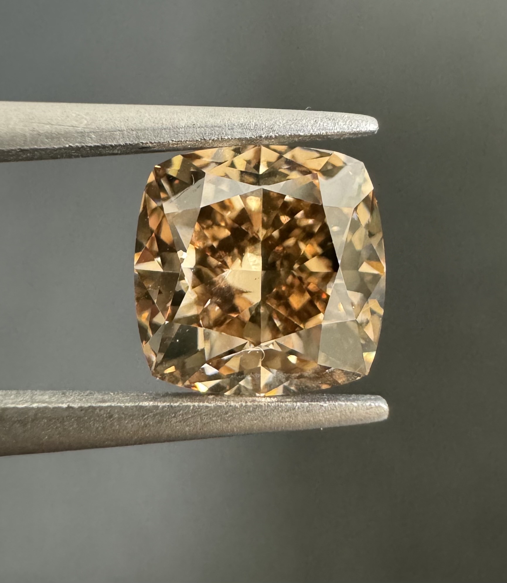 2.01ct Cushion SINGLE image 2 of 3