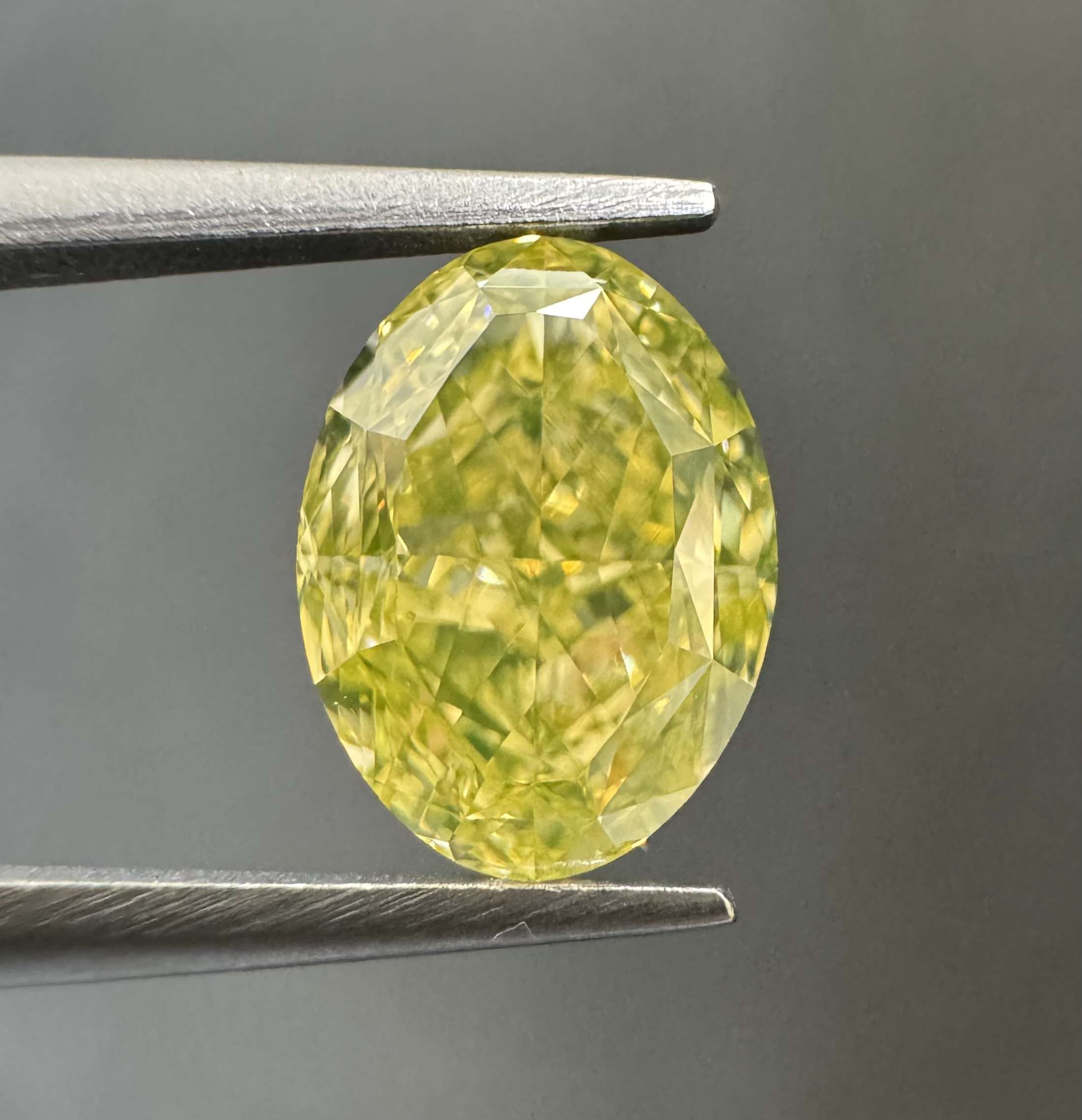 2.03ct Oval SINGLE image 2 of 3