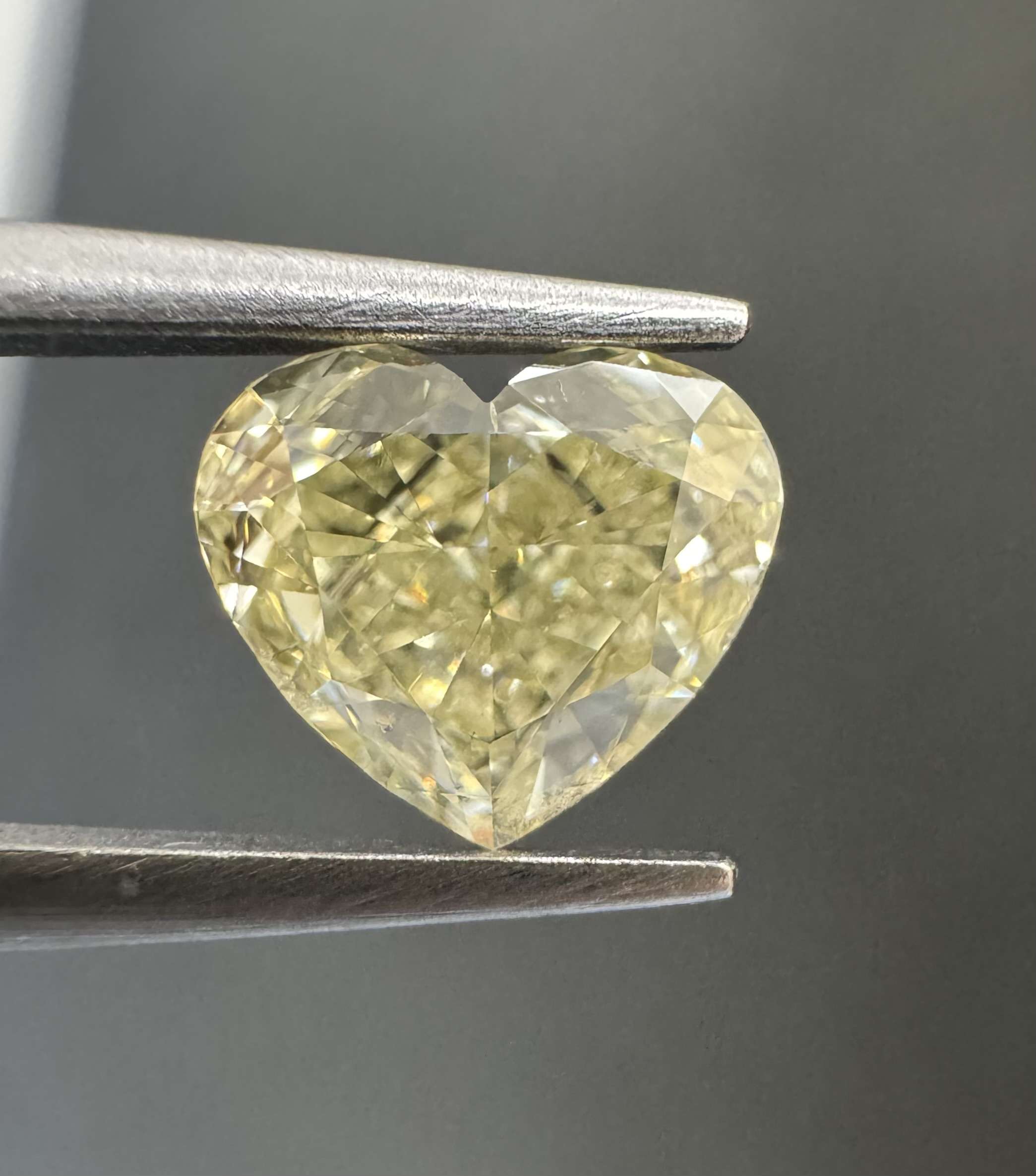 1.04ct Heart SINGLE image 3 of 4