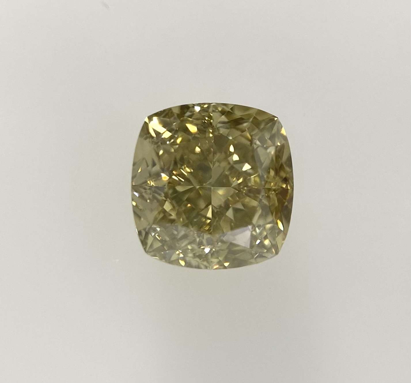 2.01ct Cushion SINGLE image 3 of 4