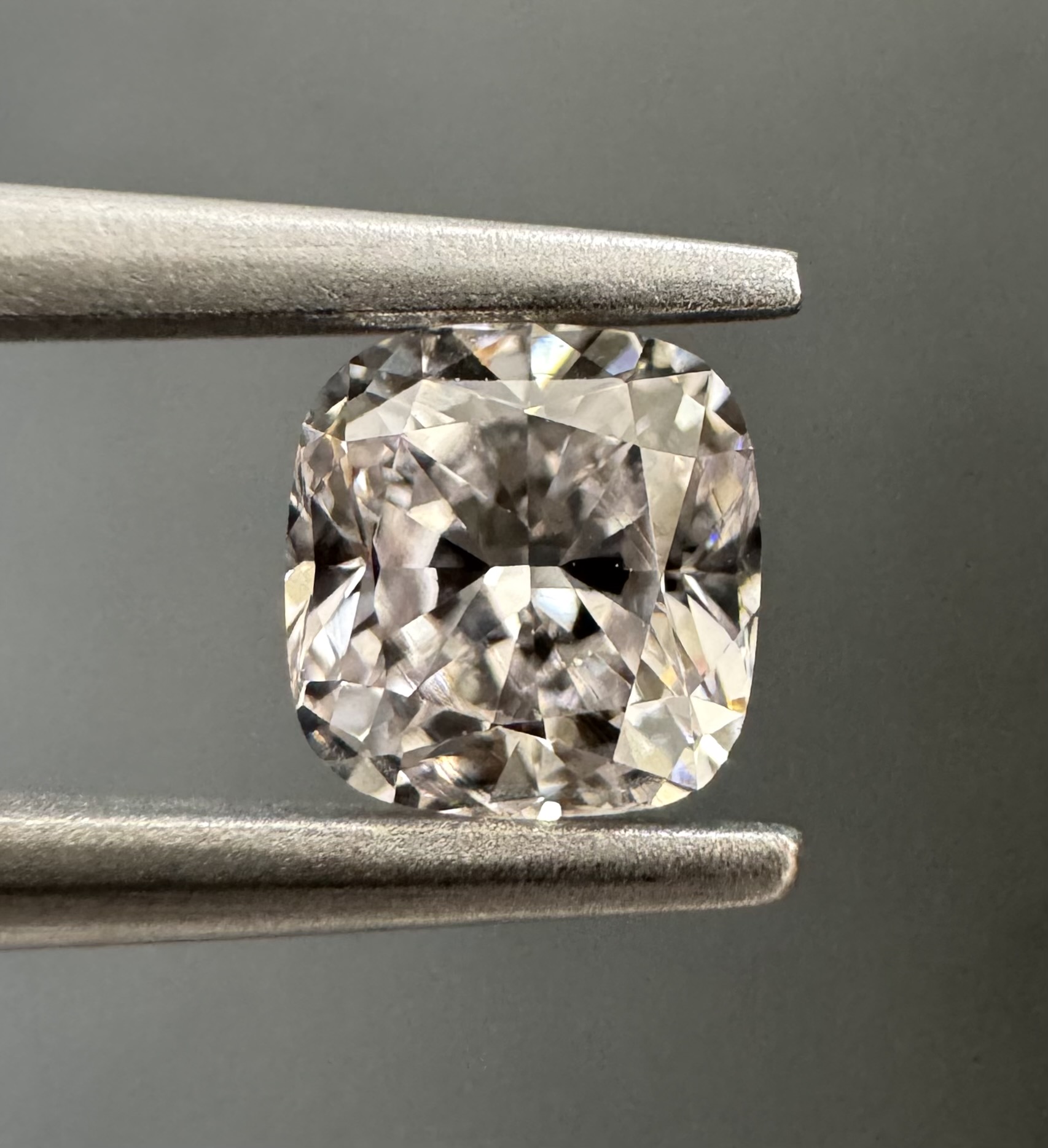 0.47ct Cushion SINGLE image 2 of 2