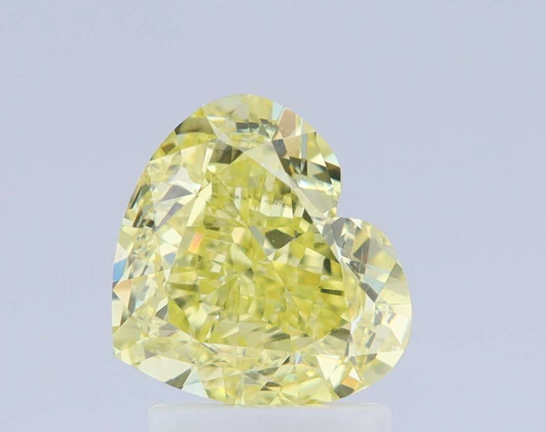 2.01ct Heart SINGLE image 2 of 3