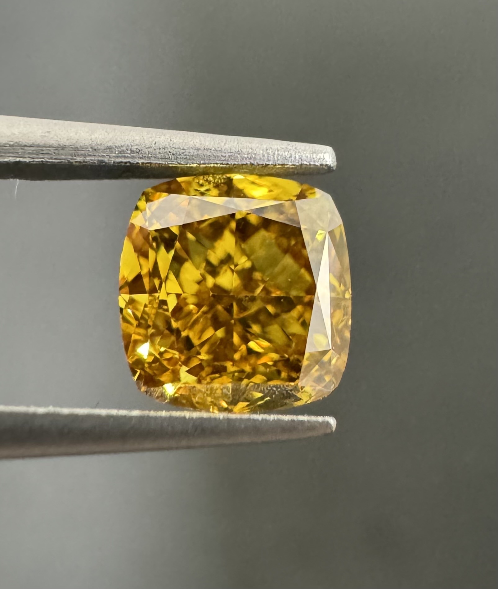 1.00ct Cushion SINGLE image 3 of 4
