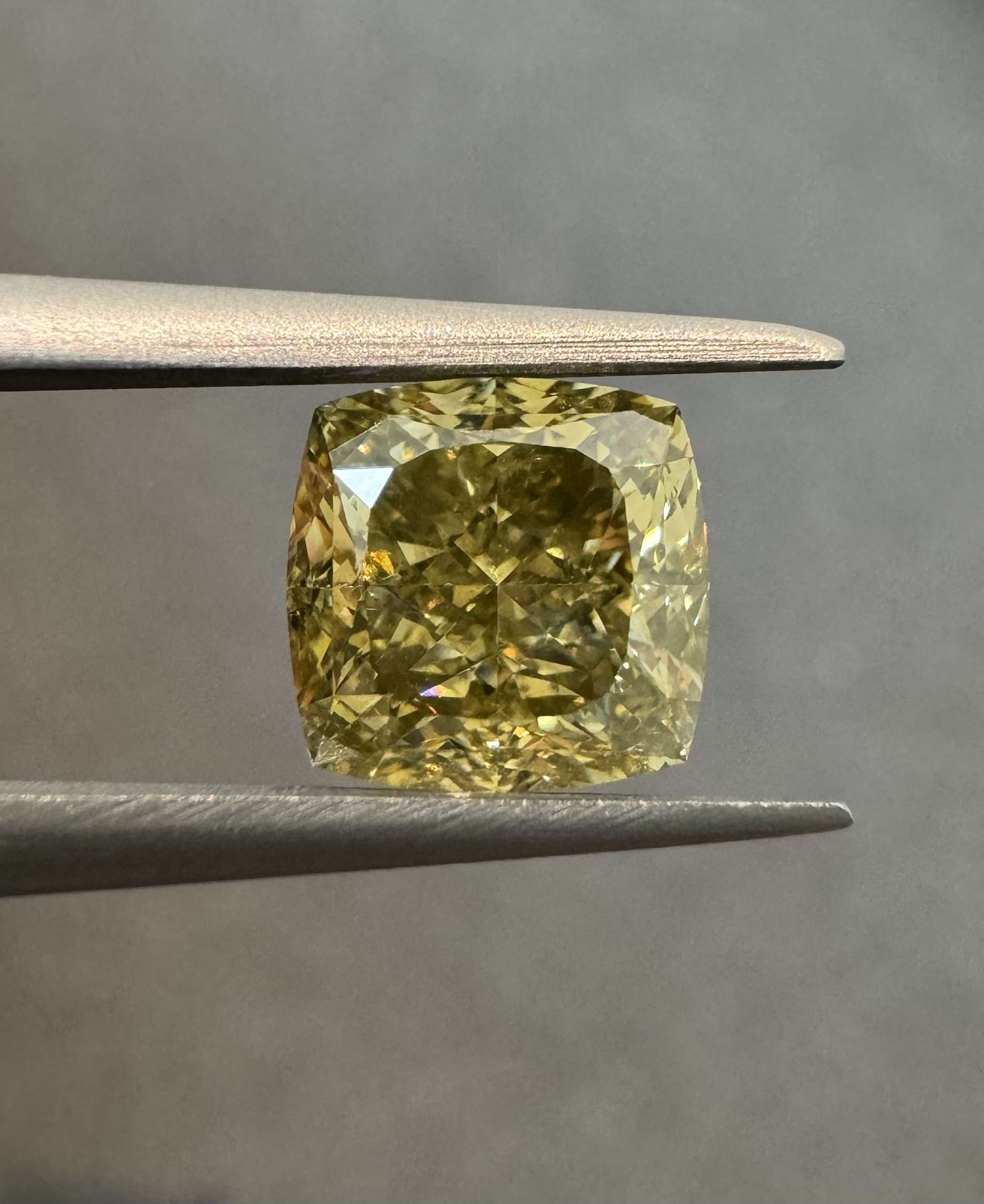 3.01ct Cushion SINGLE image 3 of 4