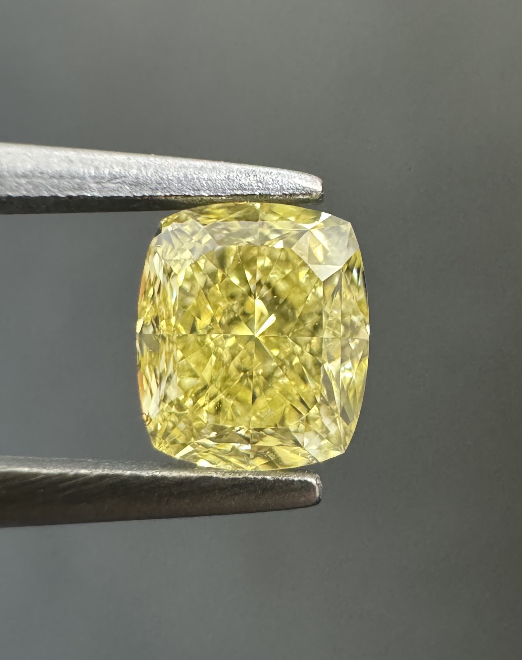 0.54ct Cushion SINGLE image 2 of 3