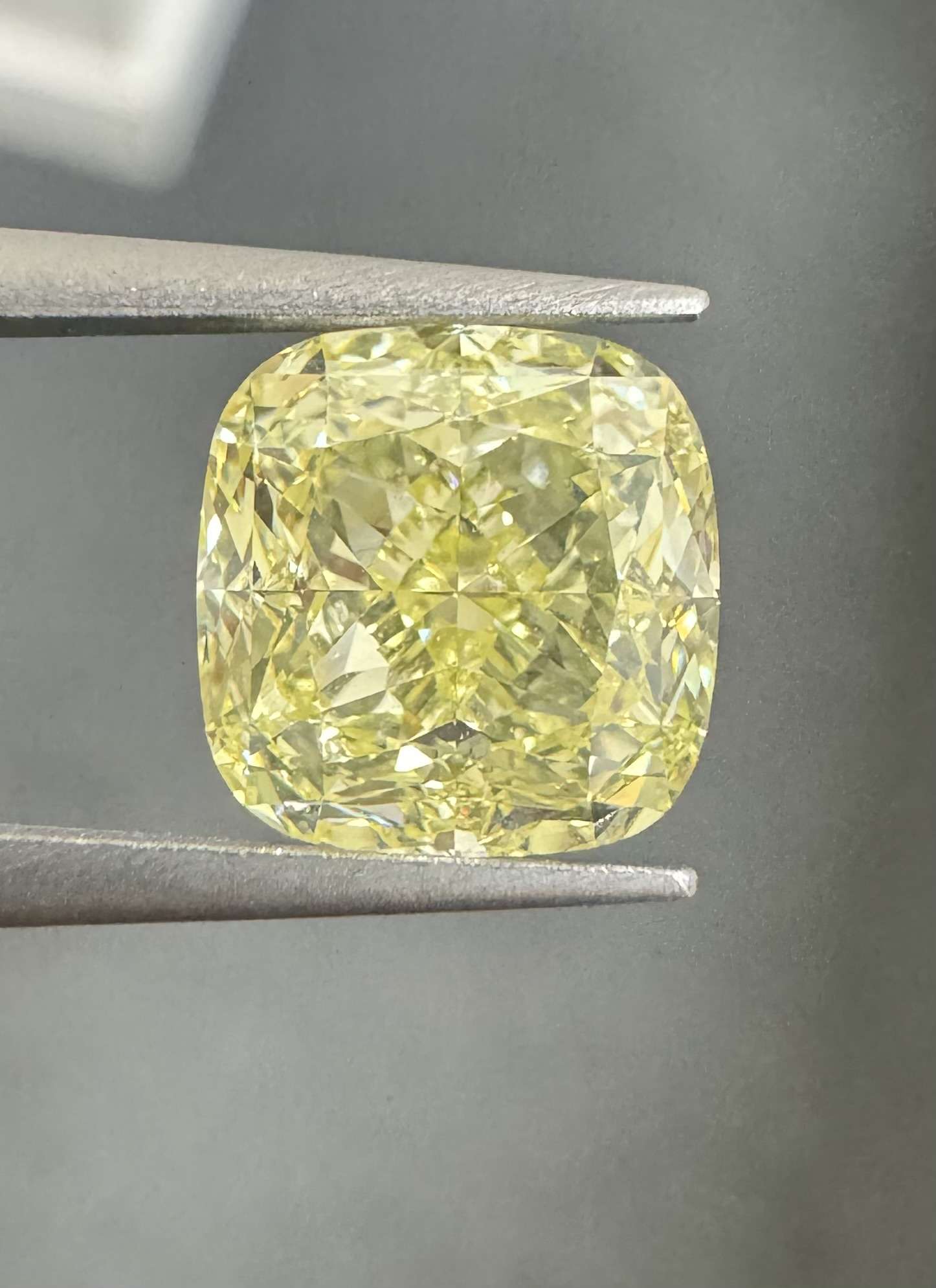 3.03ct Cushion SINGLE image 2 of 3