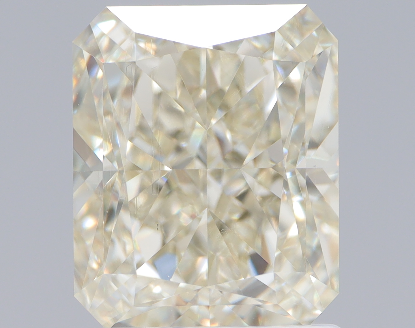 2.01ct Radiant SINGLE image 2 of 3