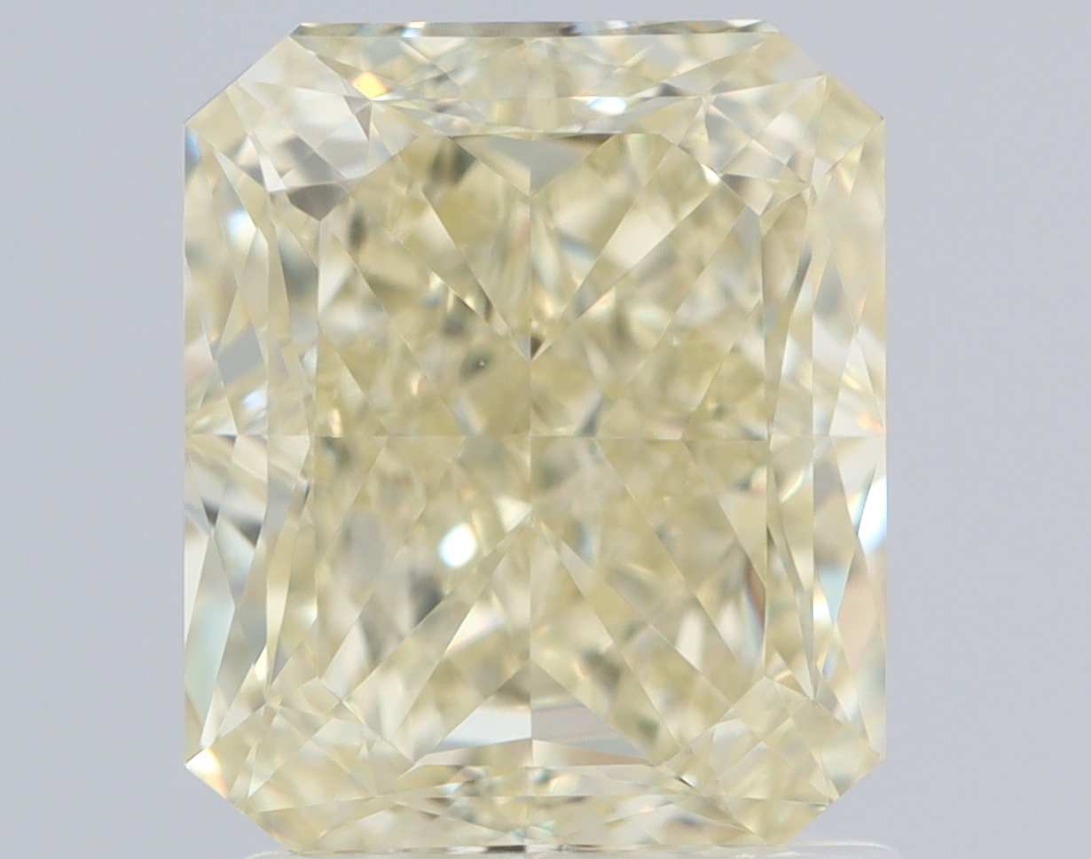 2.01ct Radiant SINGLE image 2 of 3