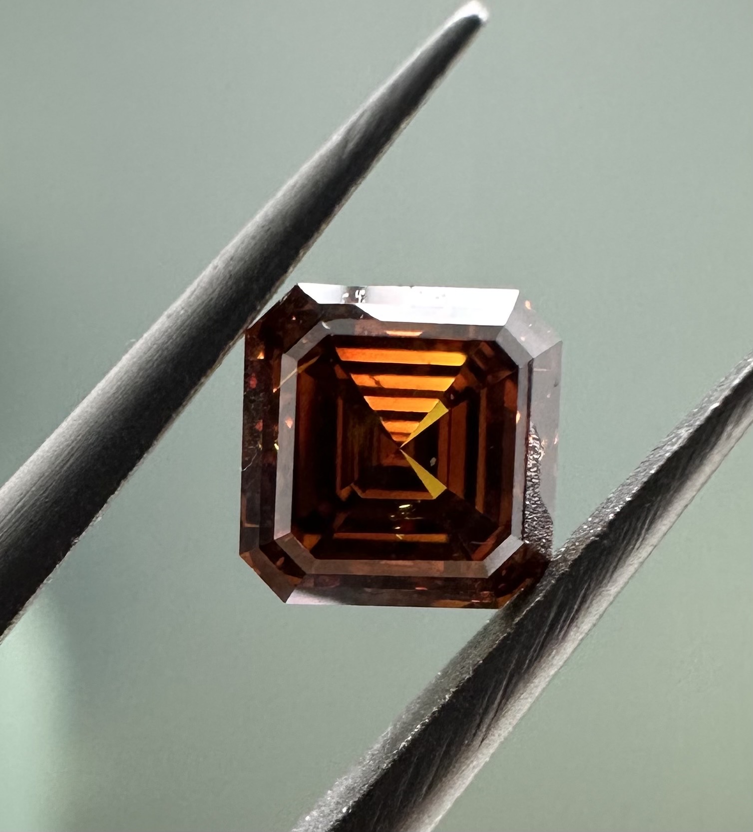 1.00ct SQUARE EMERALD CUT SINGLE image 2 of 3