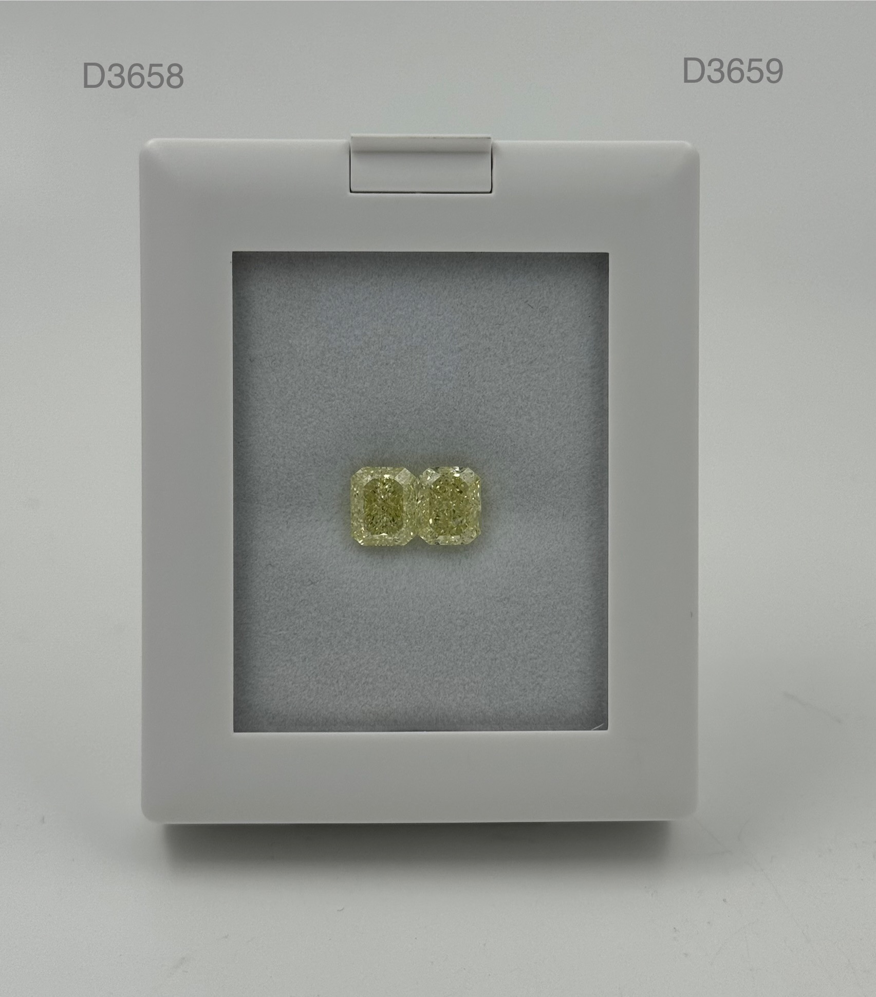 3.02ct Radiant SINGLE image 2 of 3