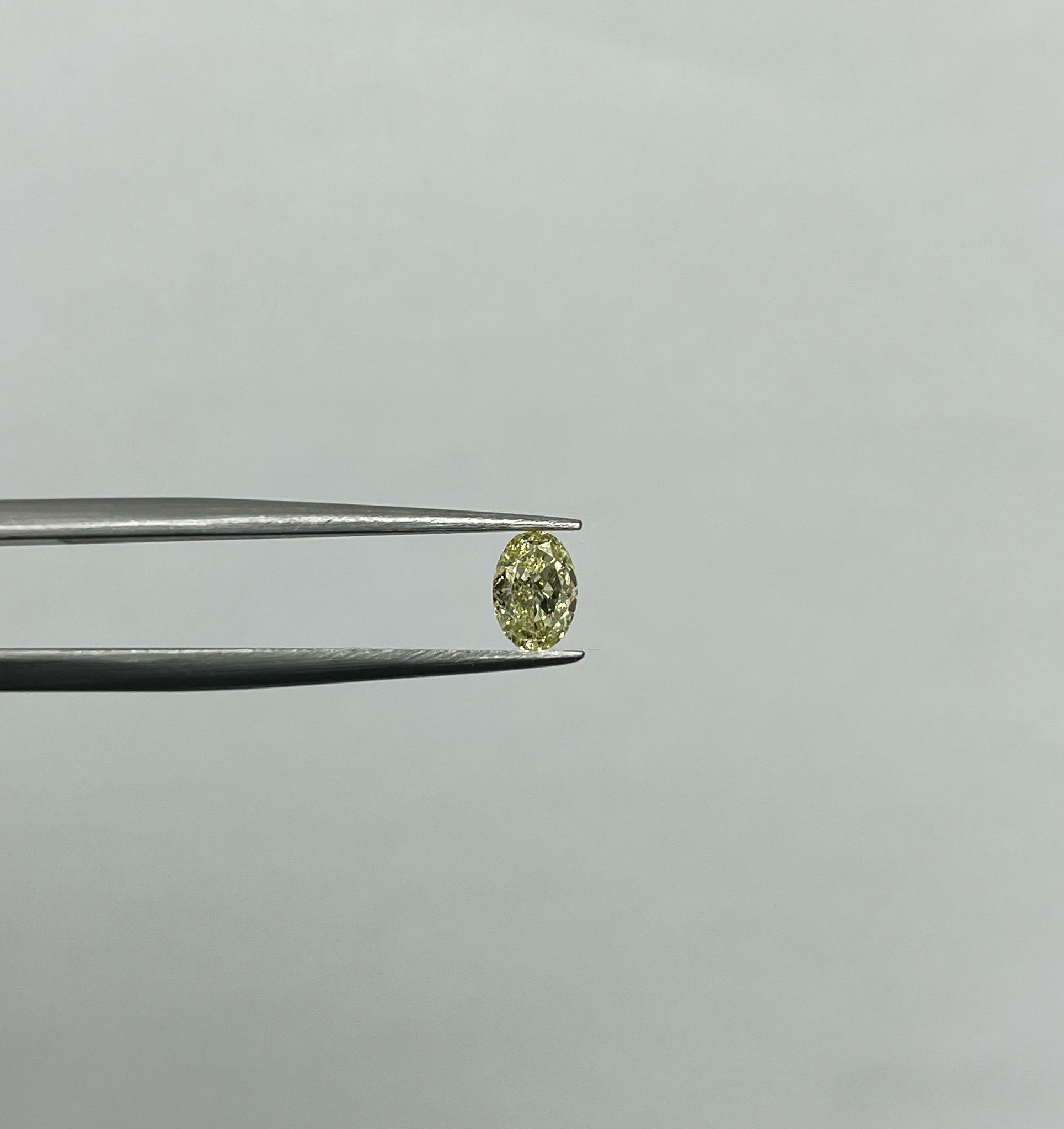 0.72ct Oval SINGLE image 3 of 4