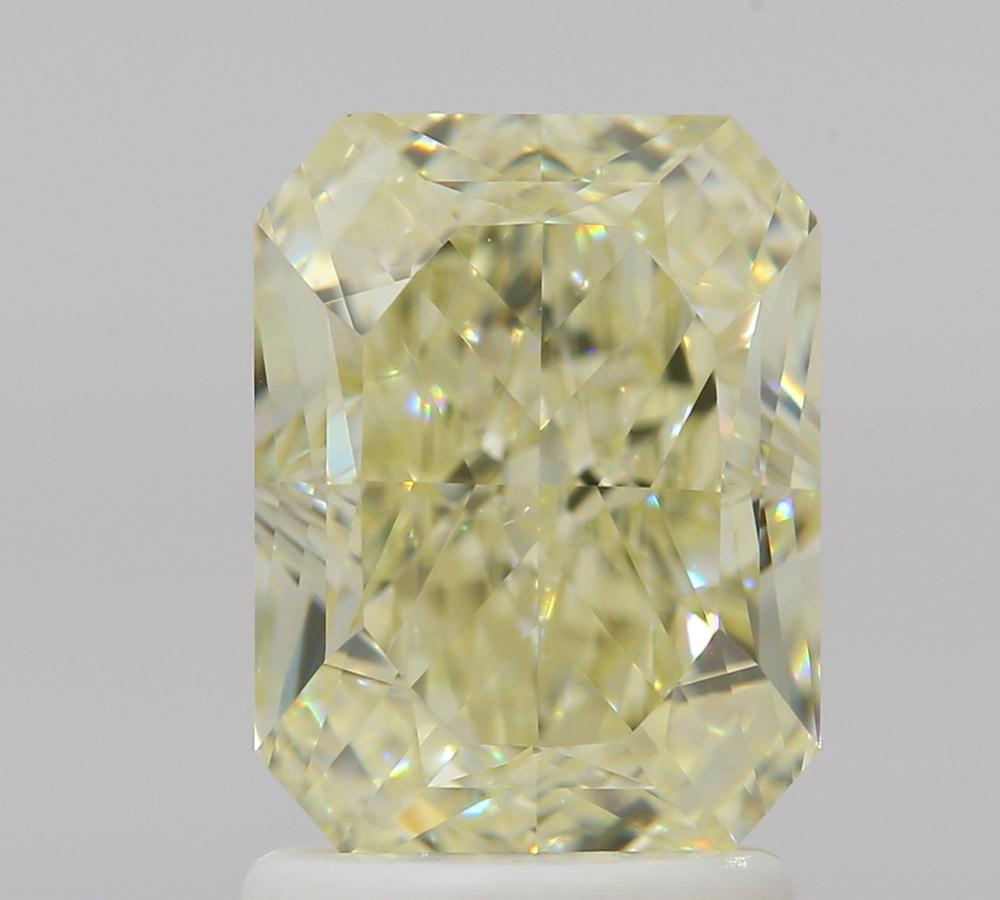 2.01ct Radiant SINGLE image 2 of 3