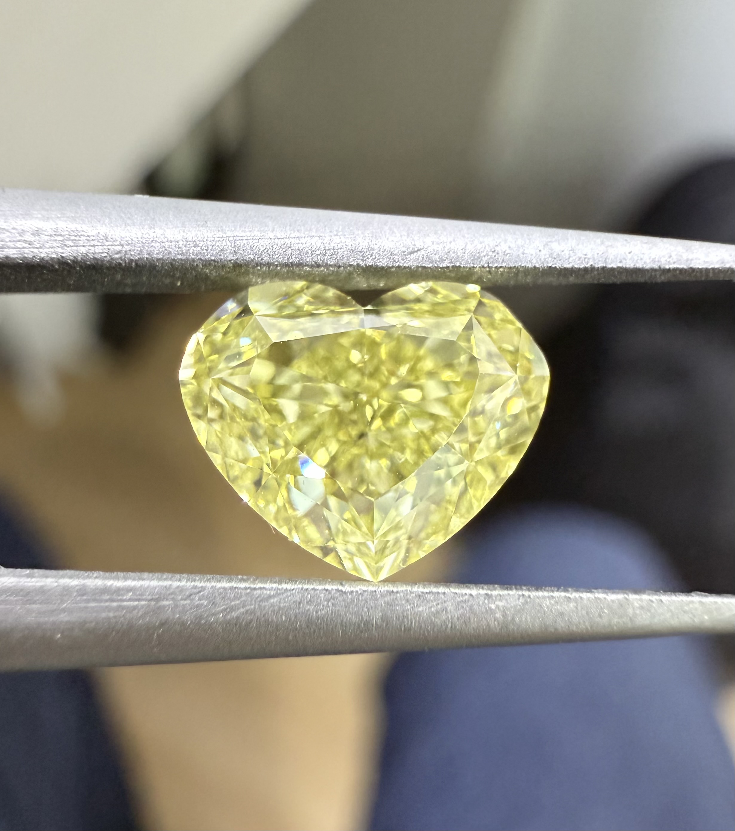 2.01ct Heart SINGLE image 2 of 3