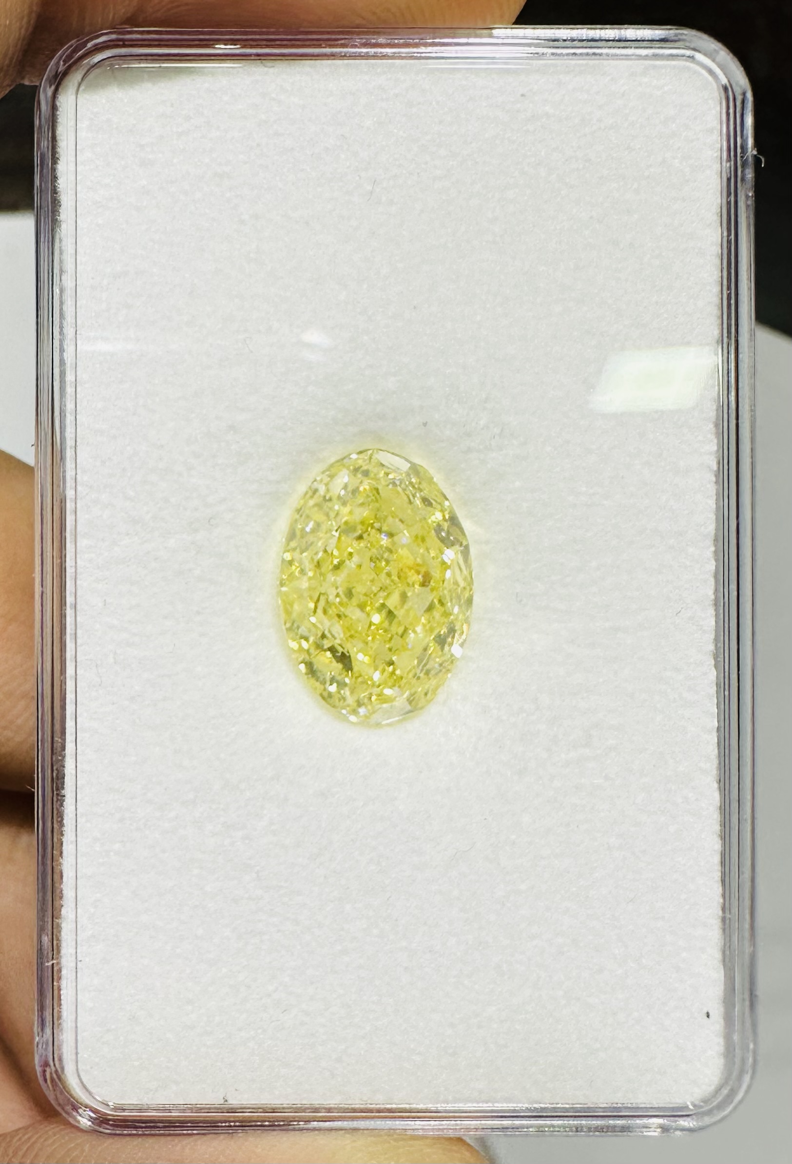 8.00ct Oval SINGLE image 2 of 3