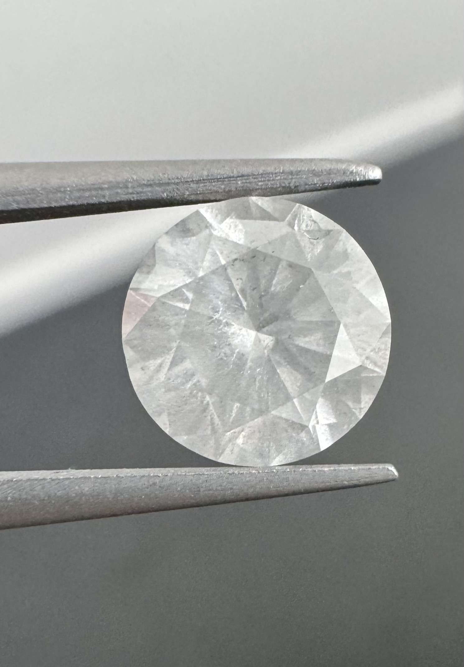 2.05ct Round SINGLE image 2 of 3