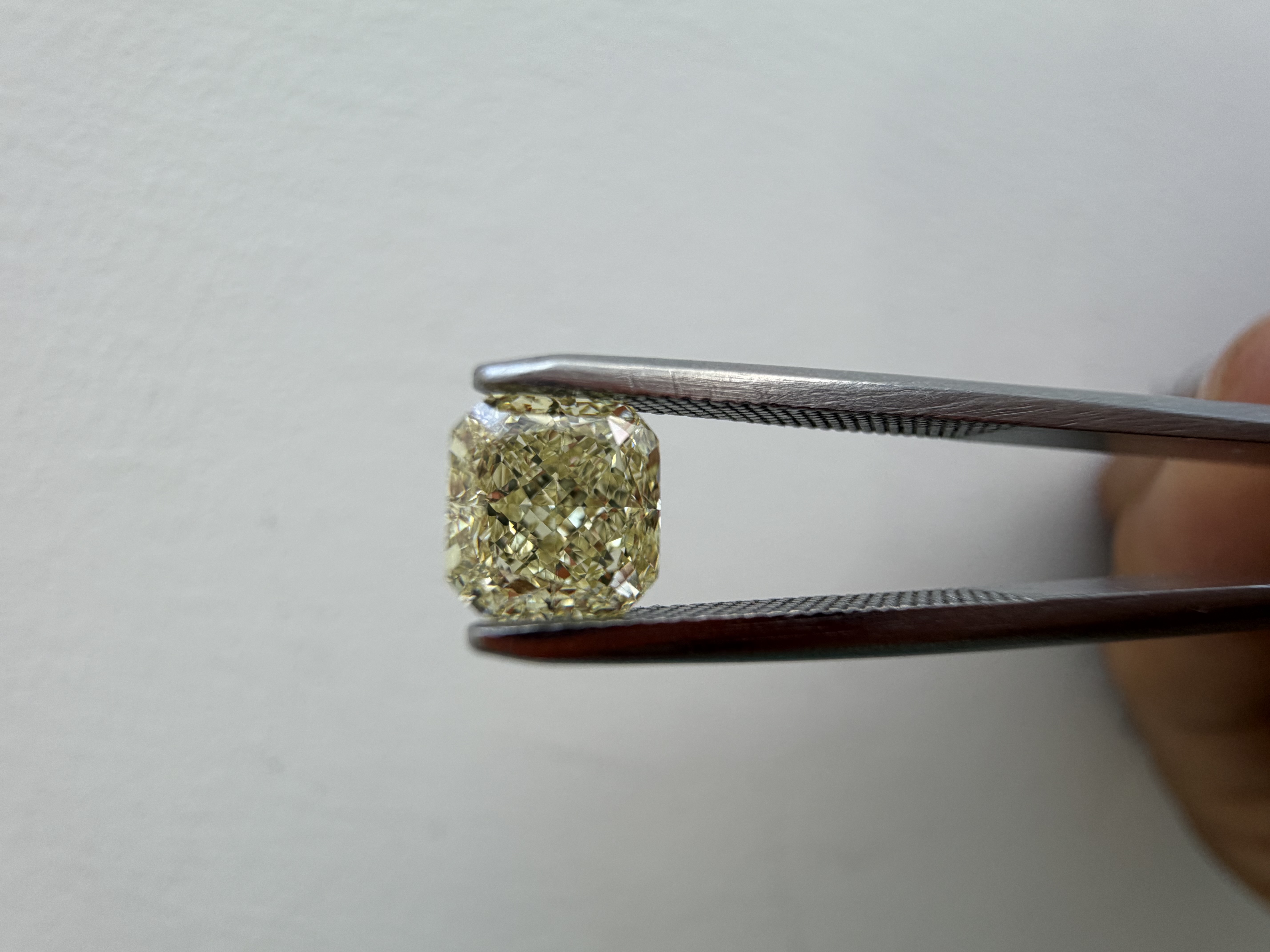 1.02ct Square SINGLE image 2 of 3