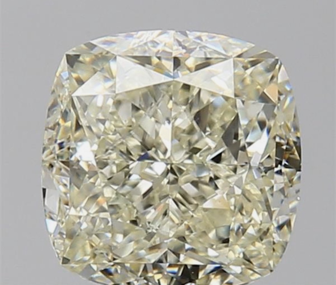 2.01ct Cushion SINGLE image 2 of 3