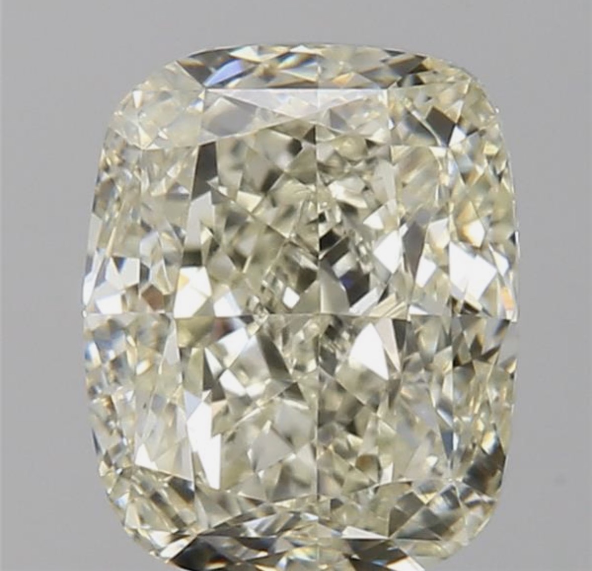 2.01ct Cushion SINGLE image 2 of 3