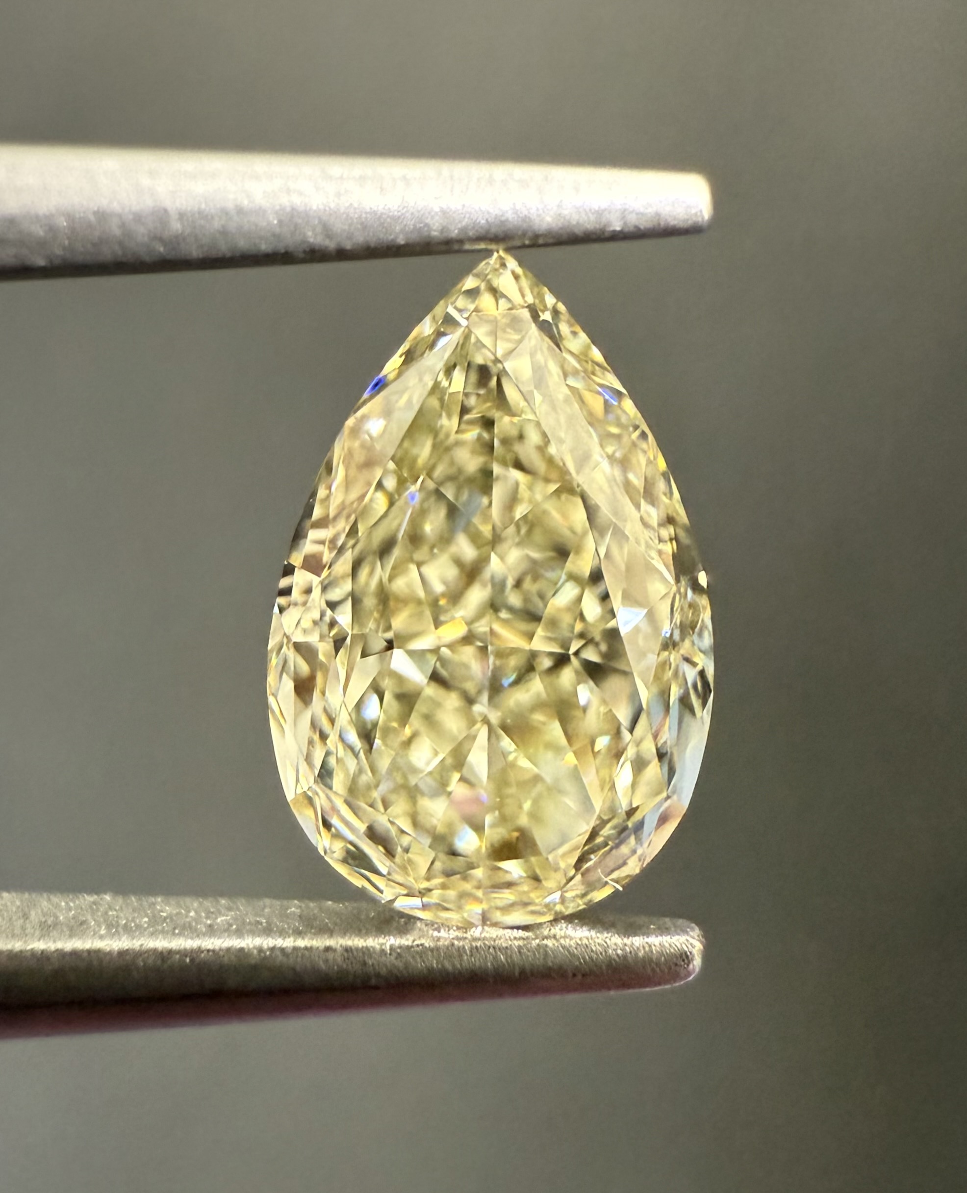 1.06ct Pear SINGLE image 3 of 4