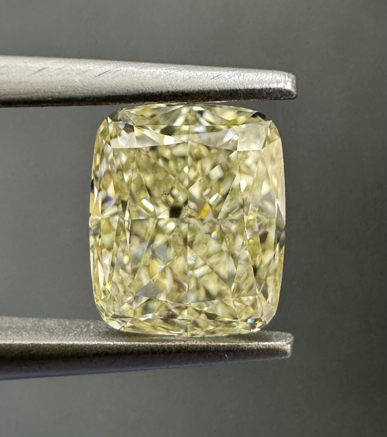 1.13ct Cushion SINGLE image 3 of 4
