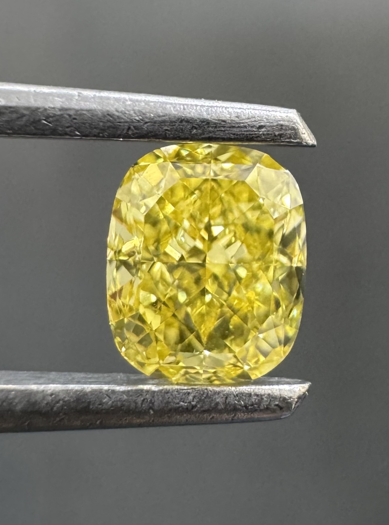 0.70ct Cushion SINGLE image 2 of 3