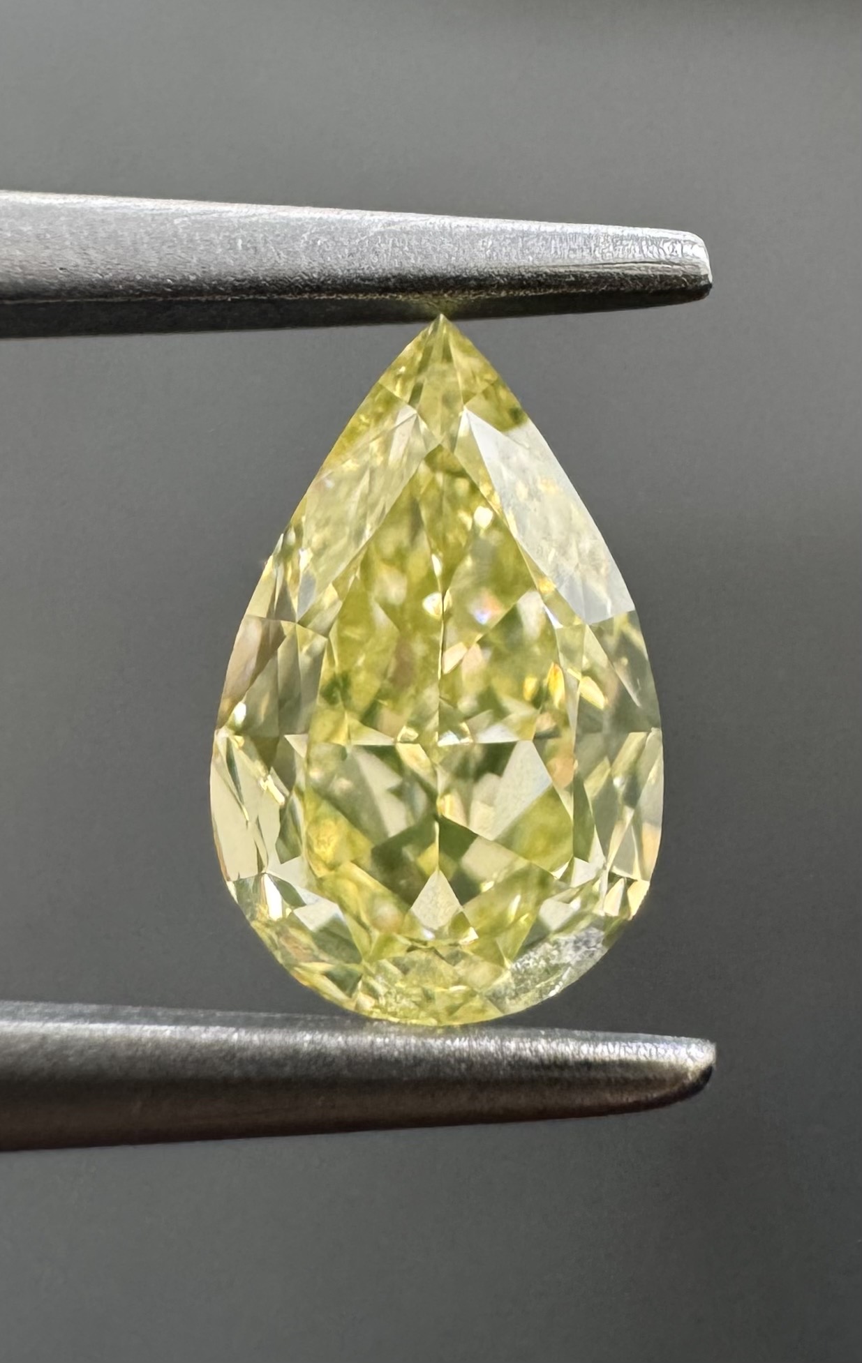 0.57ct Pear SINGLE image 3 of 4