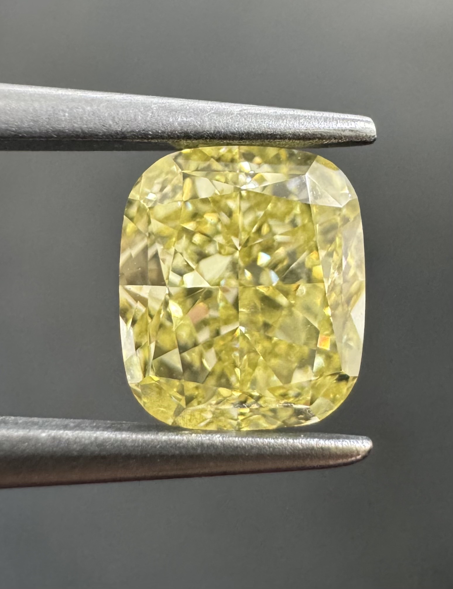 1.53ct Cushion SINGLE image 2 of 3