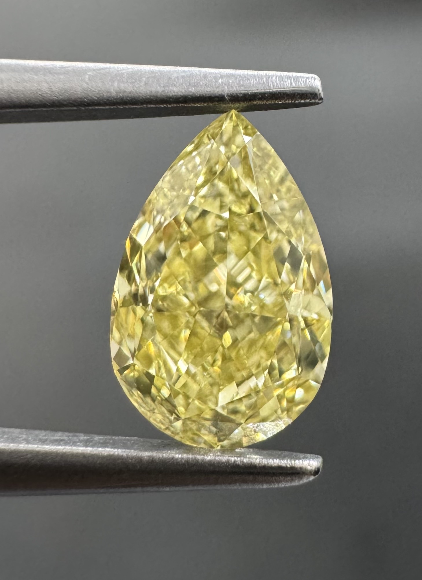 1.05ct Pear SINGLE image 2 of 3