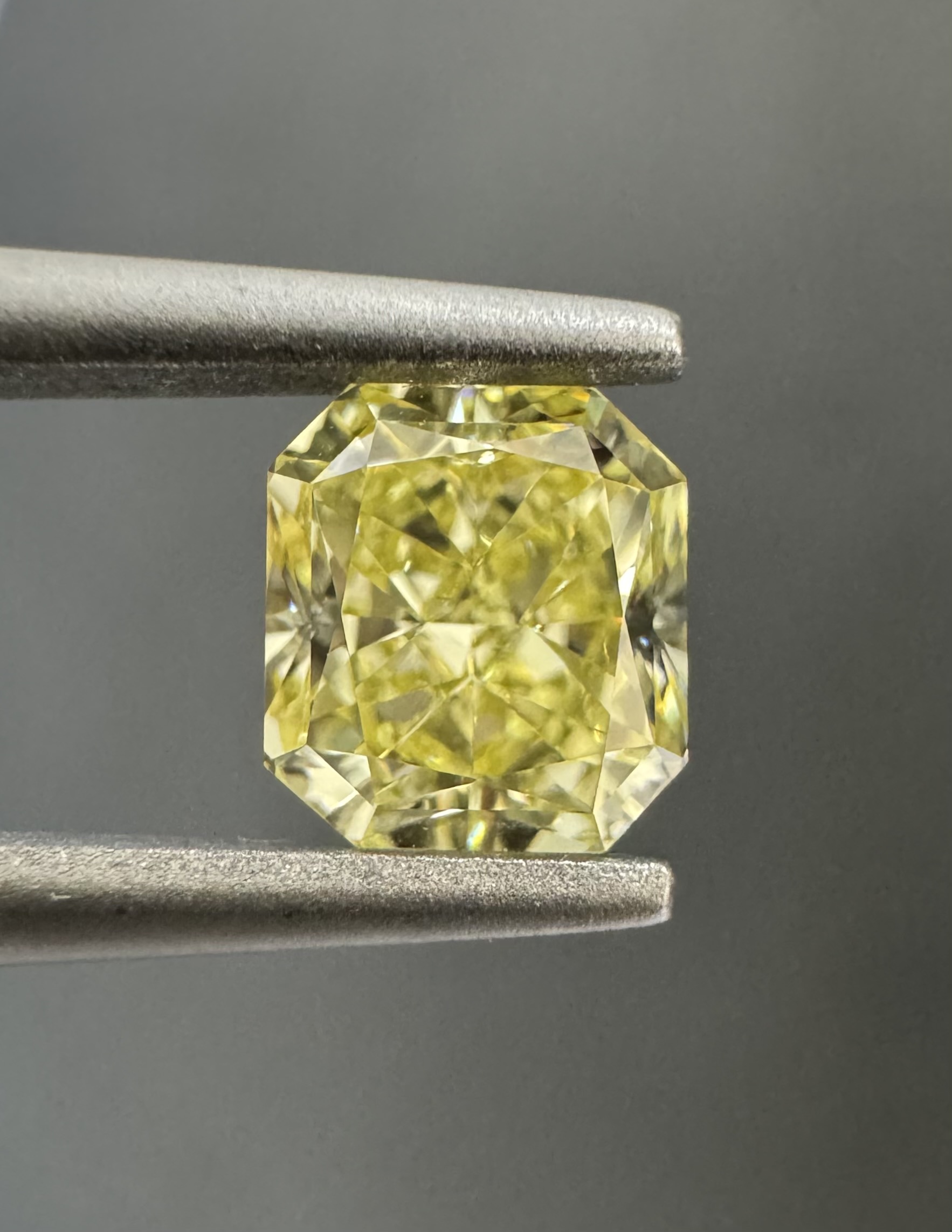 0.62ct Radiant SINGLE image 3 of 4