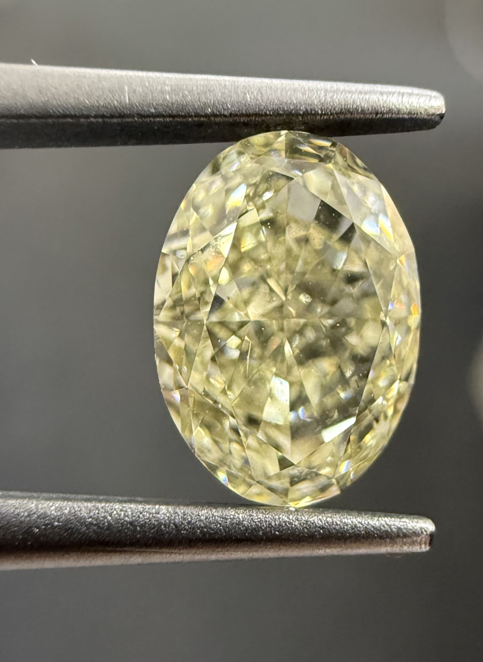 1.21ct Oval SINGLE image 3 of 4