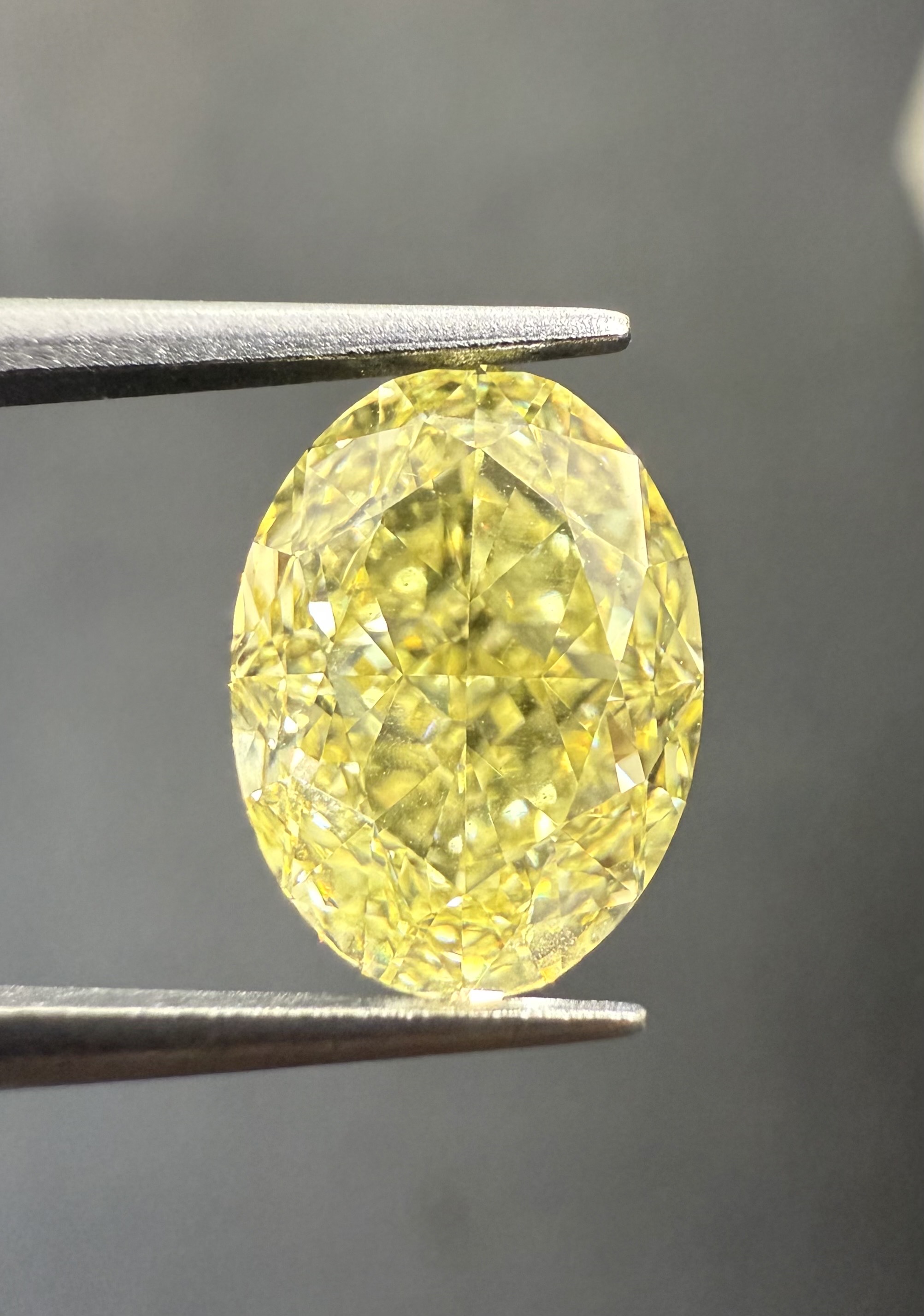 2.41ct Oval SINGLE image 2 of 3