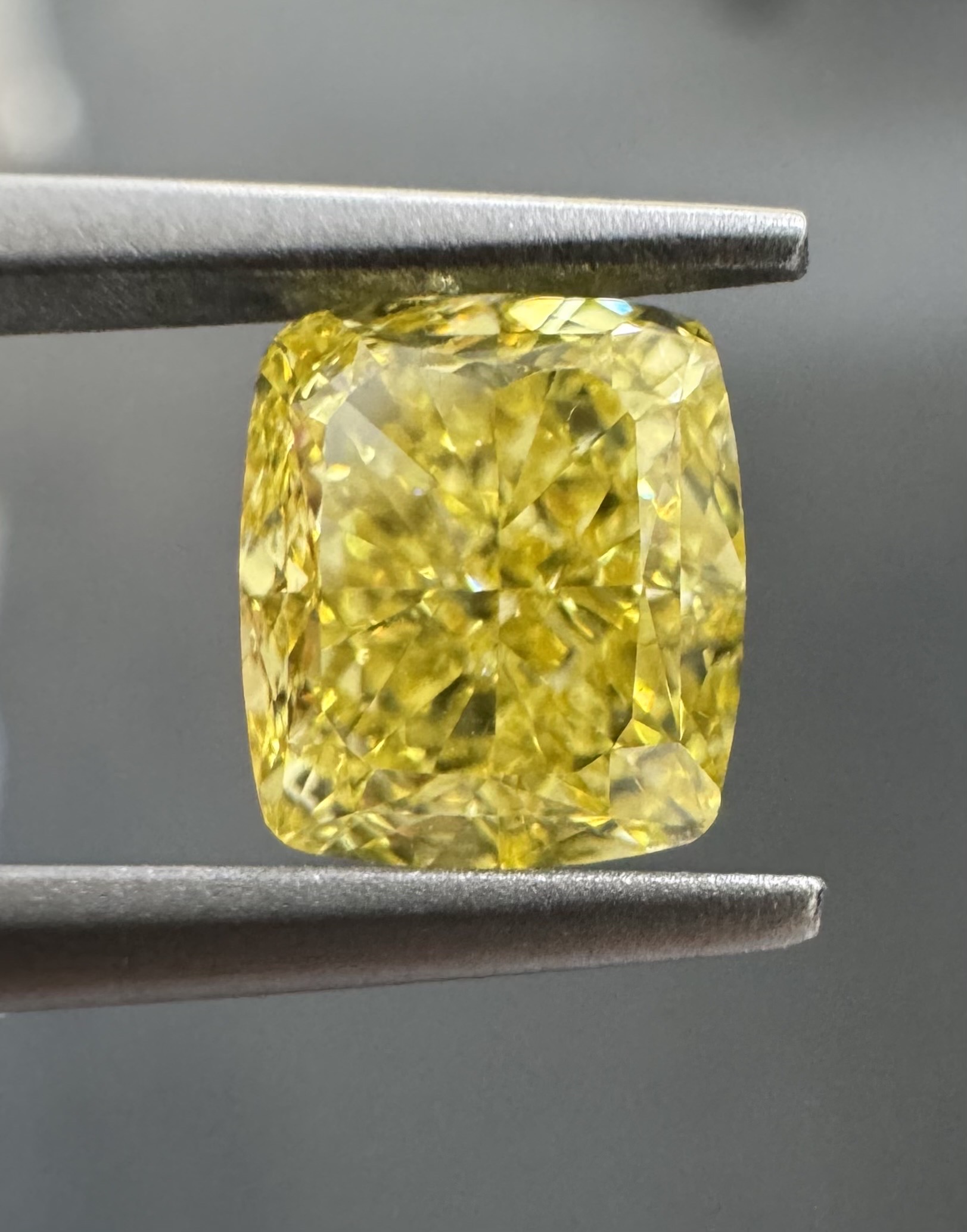 1.15ct Cushion SINGLE image 2 of 2