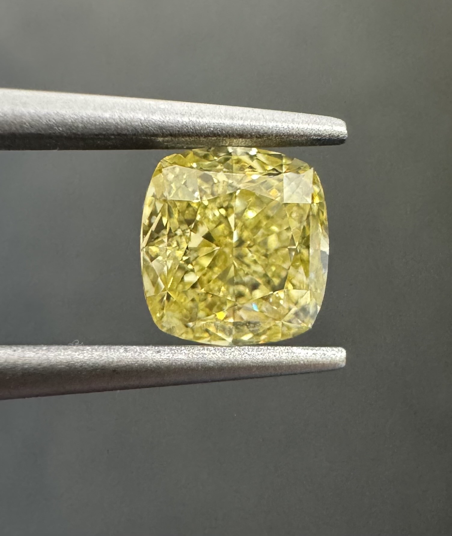 1.22ct Cushion SINGLE image 2 of 3