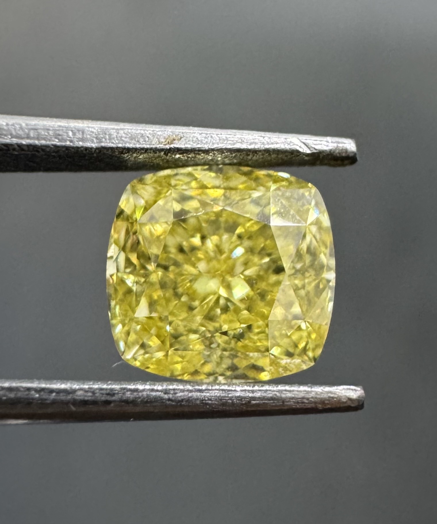 1.02ct Cushion SINGLE image 2 of 3