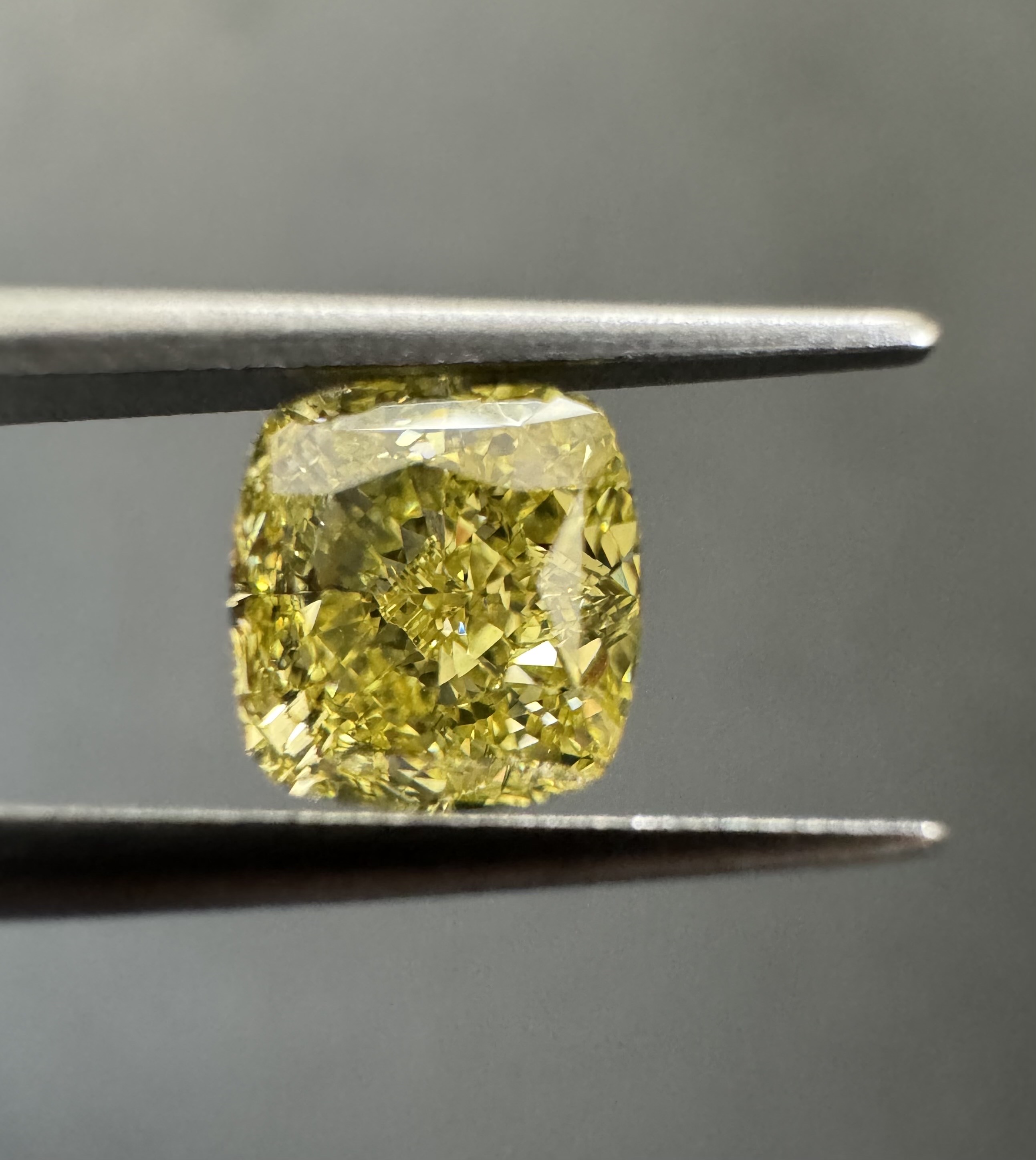 1.02ct Cushion SINGLE image 2 of 3