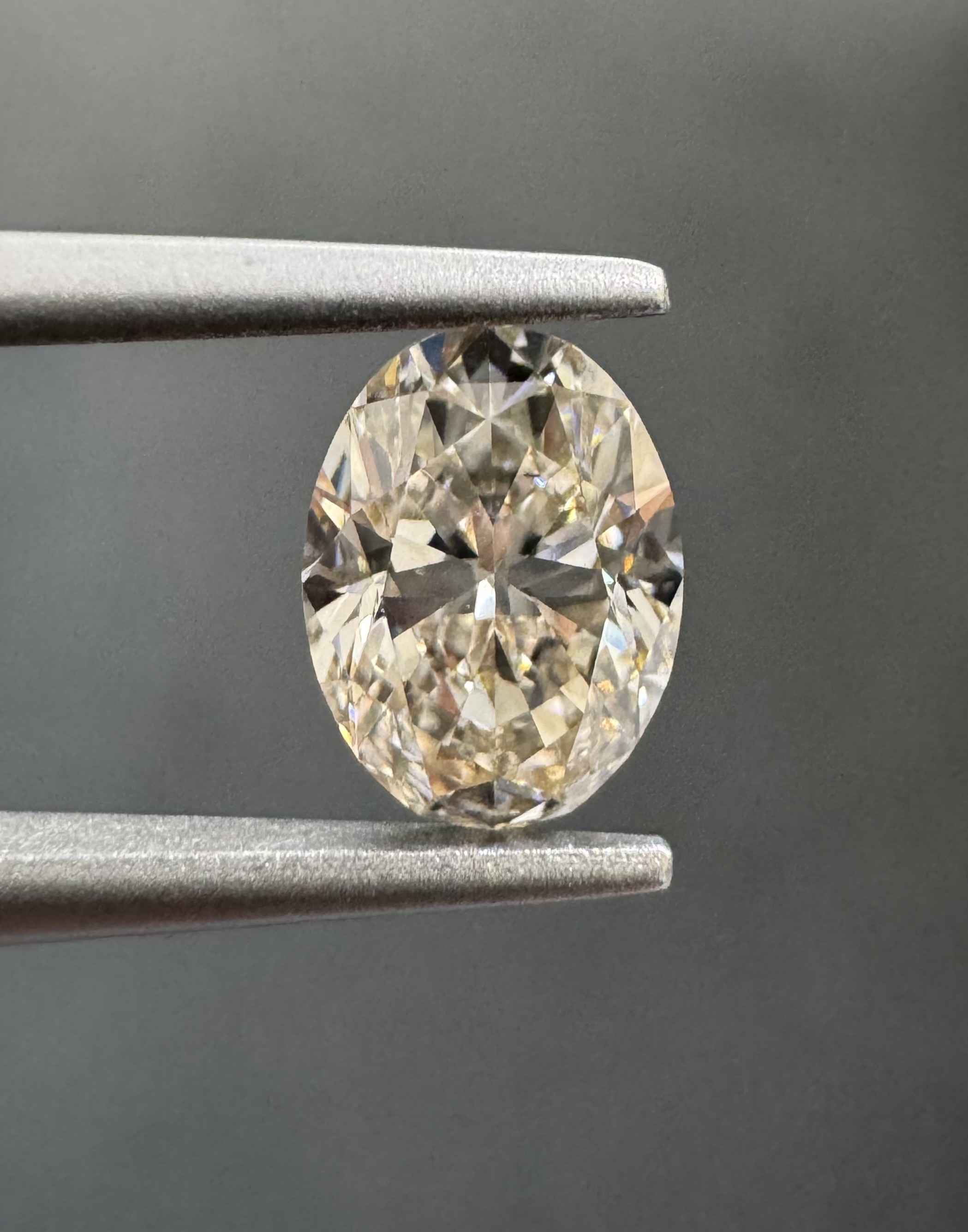 0.90ct Oval SINGLE image 3 of 4