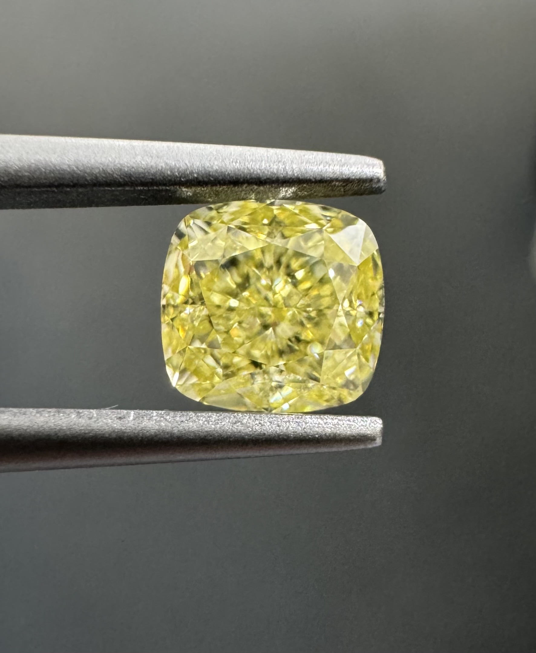 0.73ct Cushion SINGLE image 2 of 3