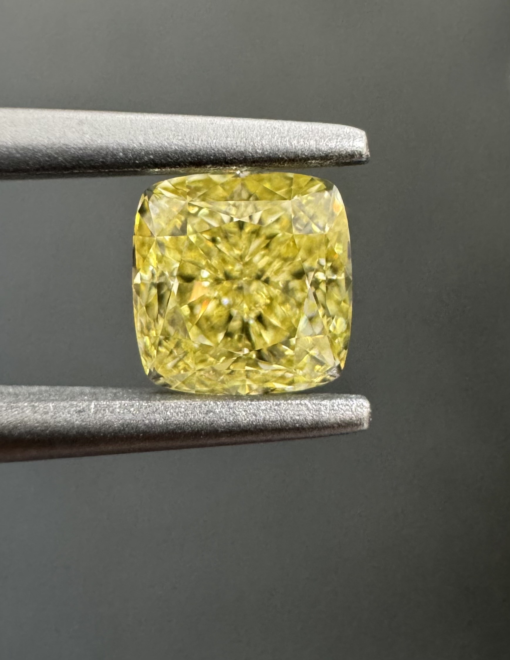 0.54ct Cushion SINGLE image 2 of 3