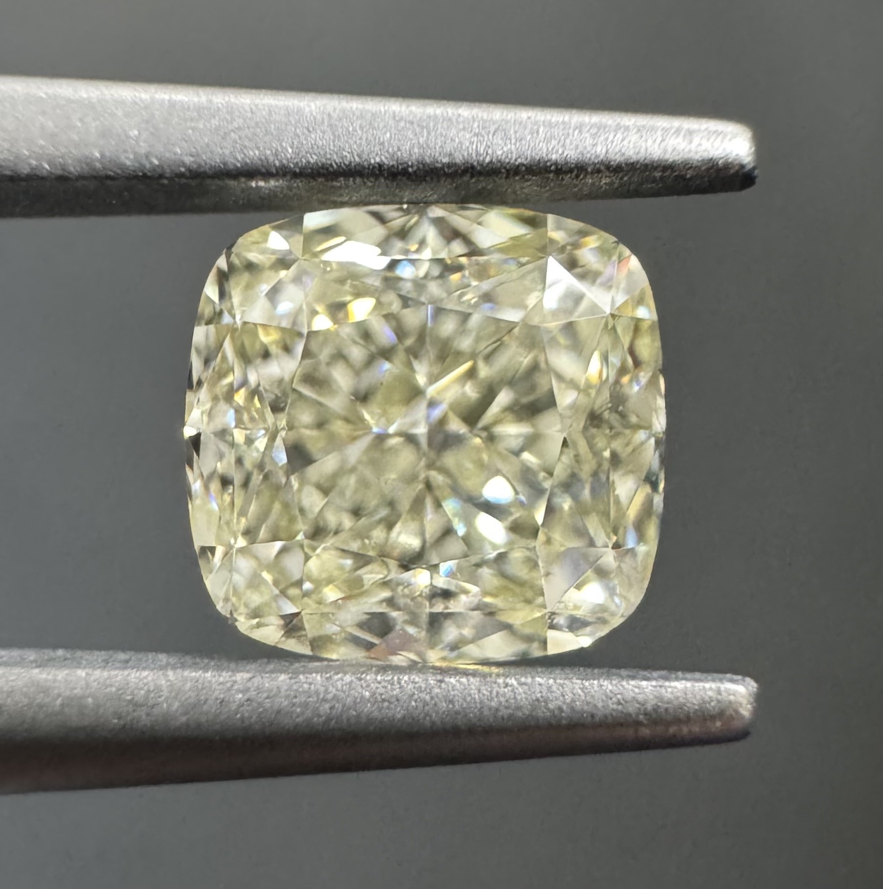 1.00ct Cushion SINGLE