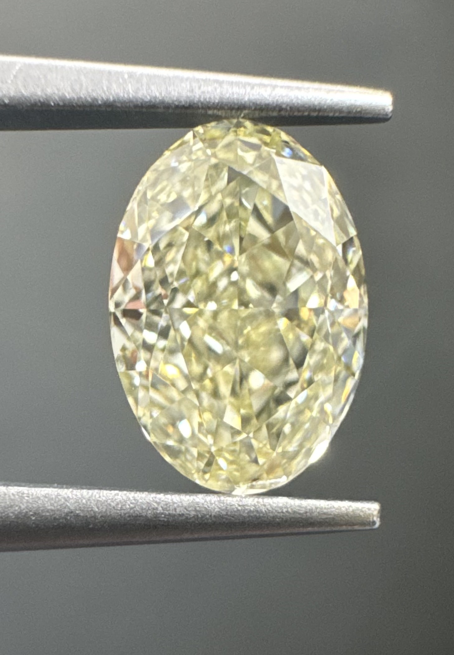 1.01ct Oval SINGLE image 3 of 4