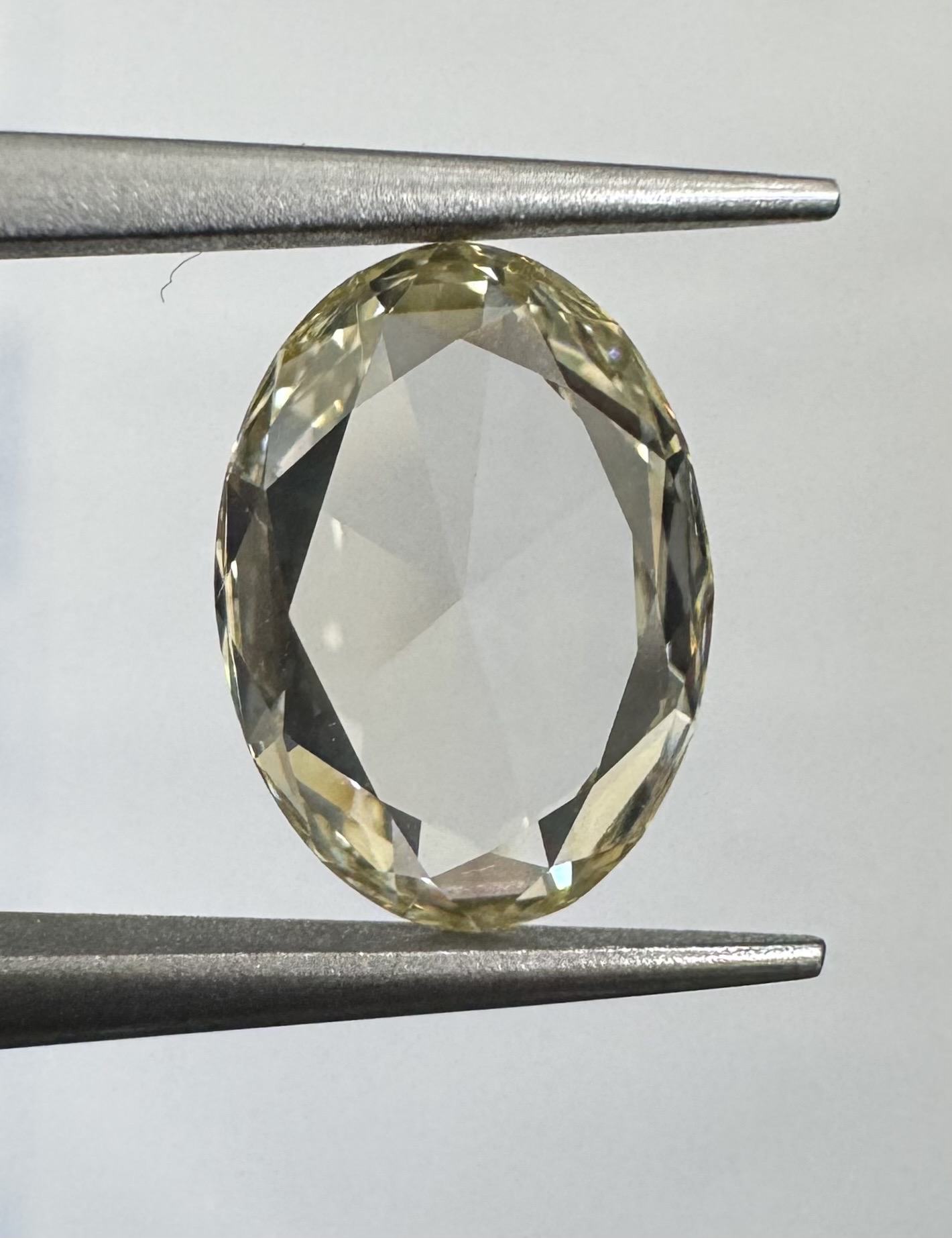 1.75ct Oval SINGLE image 3 of 4