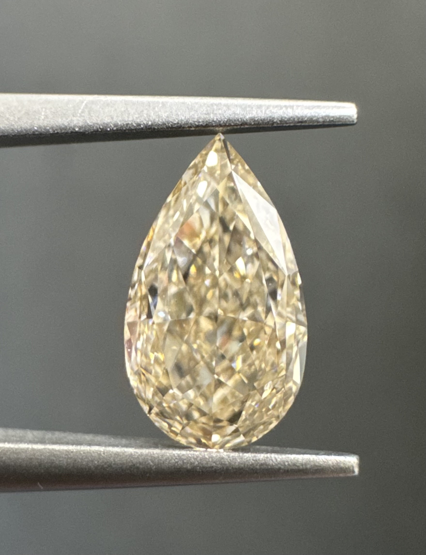 1.02ct Pear SINGLE image 3 of 4